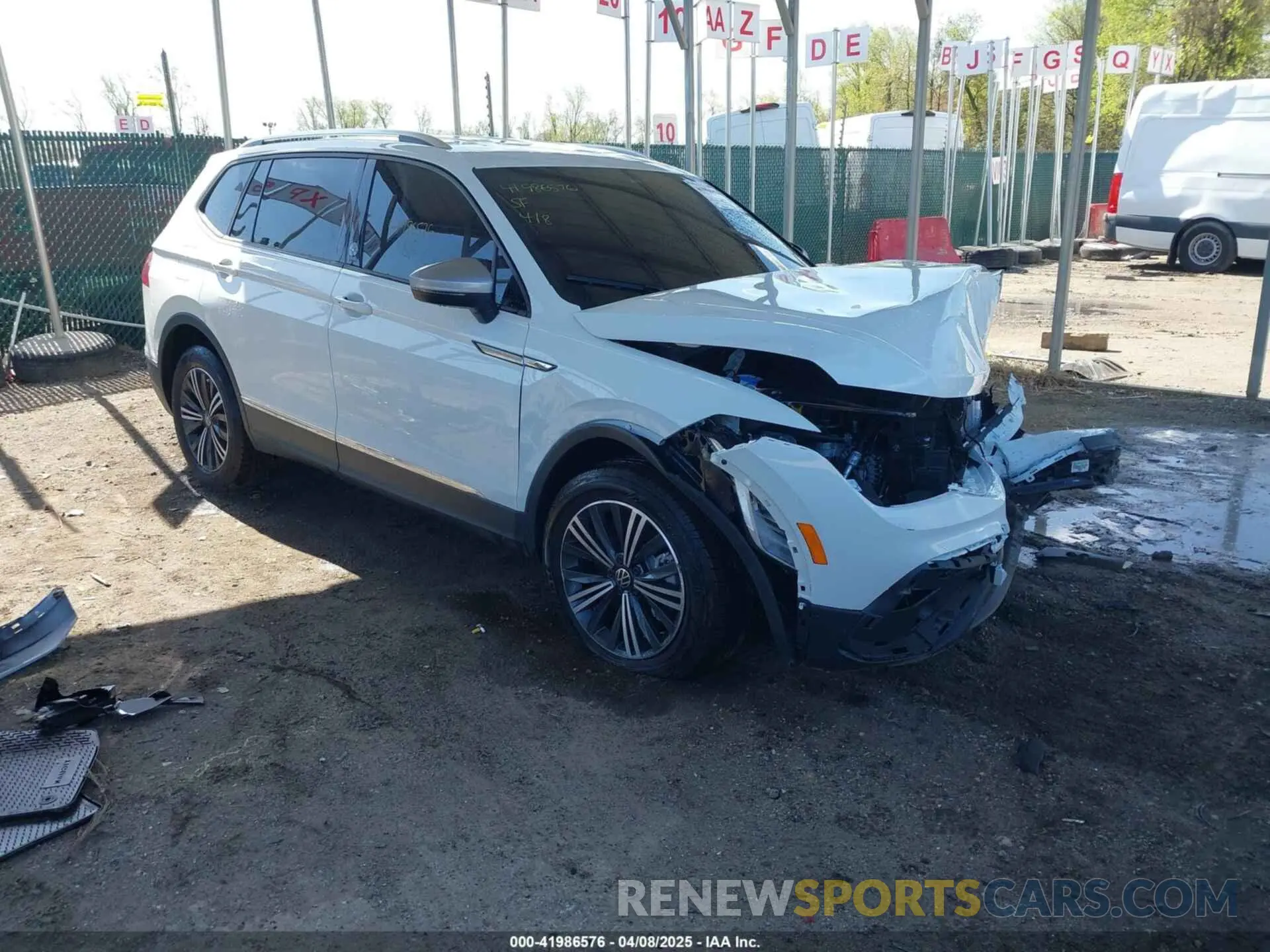 1 Photograph of a damaged car 3VV5B7AXXRM231925 VOLKSWAGEN TIGUAN 2024