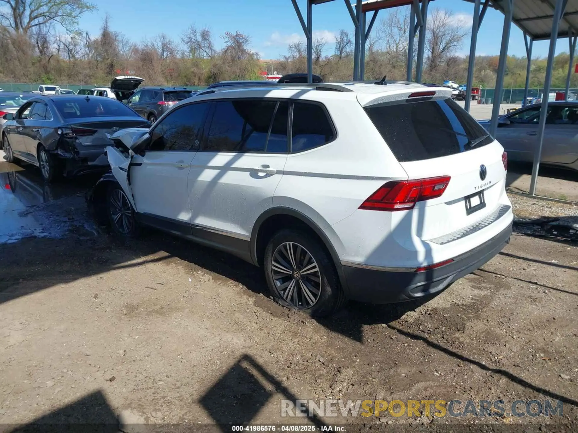 3 Photograph of a damaged car 3VV5B7AXXRM231925 VOLKSWAGEN TIGUAN 2024