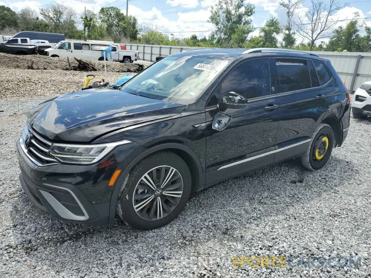 1 Photograph of a damaged car 3VV6B7AX6RM227665 VOLKSWAGEN TIGUAN 2024