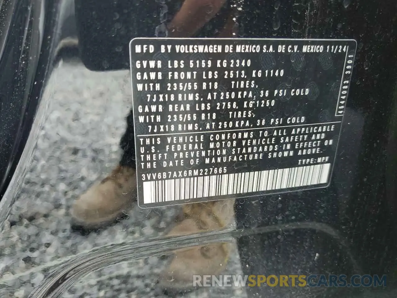 13 Photograph of a damaged car 3VV6B7AX6RM227665 VOLKSWAGEN TIGUAN 2024