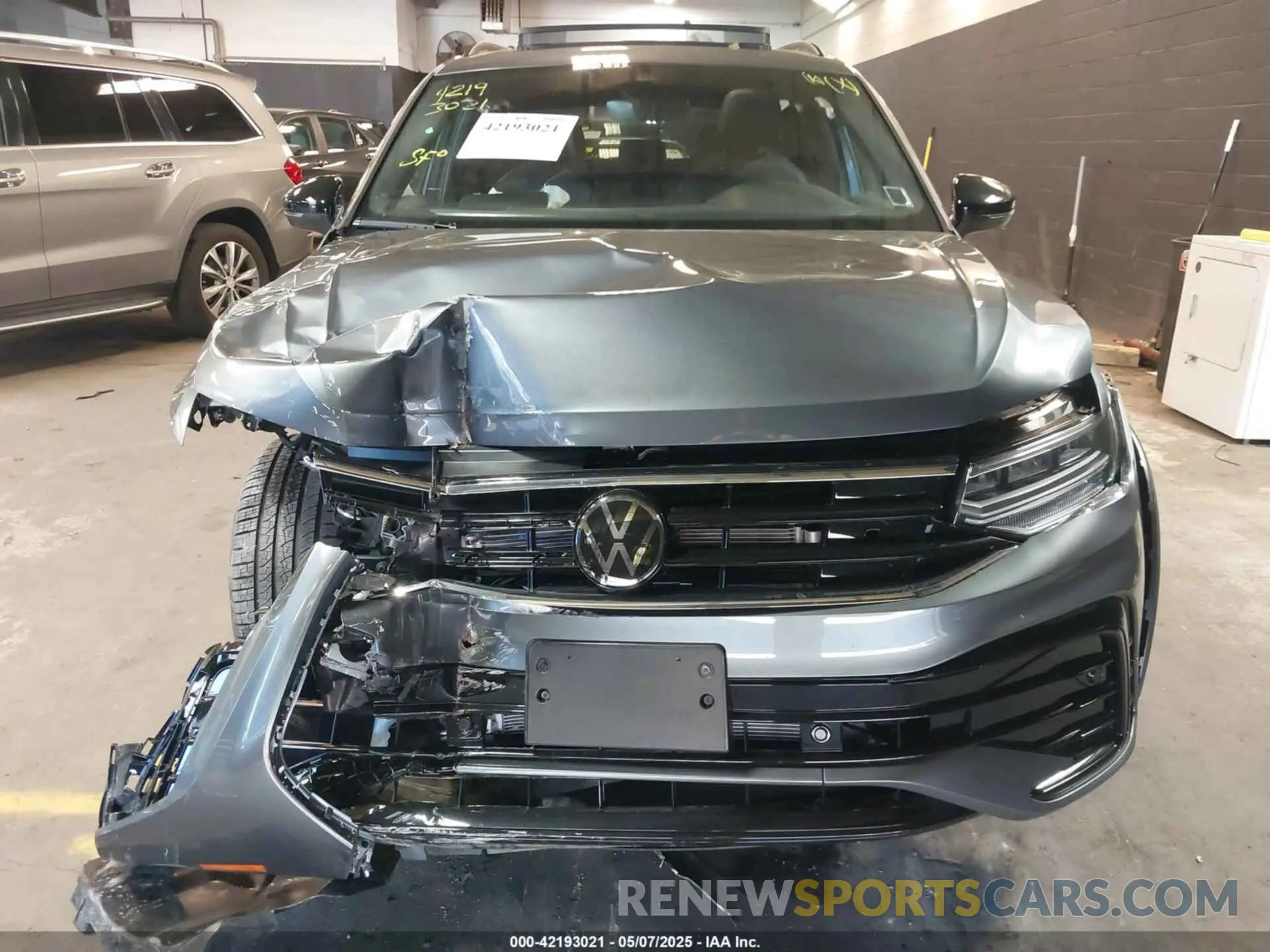 13 Photograph of a damaged car 3VV8B7AX0RM188502 VOLKSWAGEN TIGUAN 2024