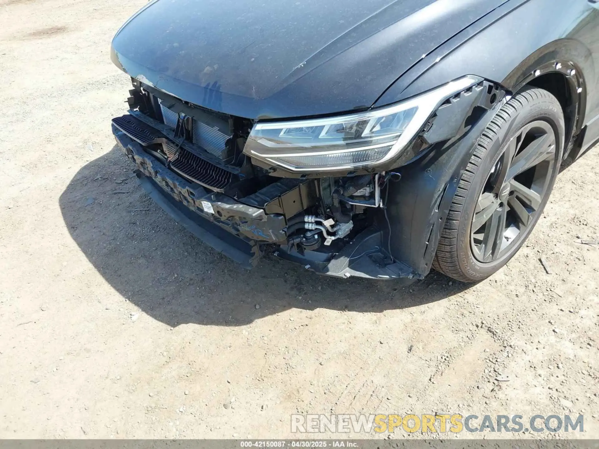 19 Photograph of a damaged car 3VV8B7AX0RM233518 VOLKSWAGEN TIGUAN 2024