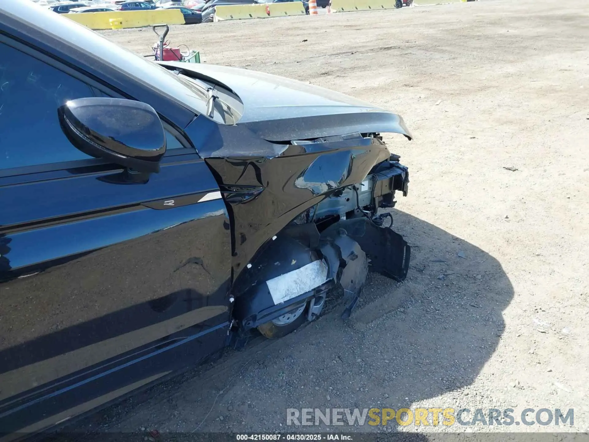 20 Photograph of a damaged car 3VV8B7AX0RM233518 VOLKSWAGEN TIGUAN 2024