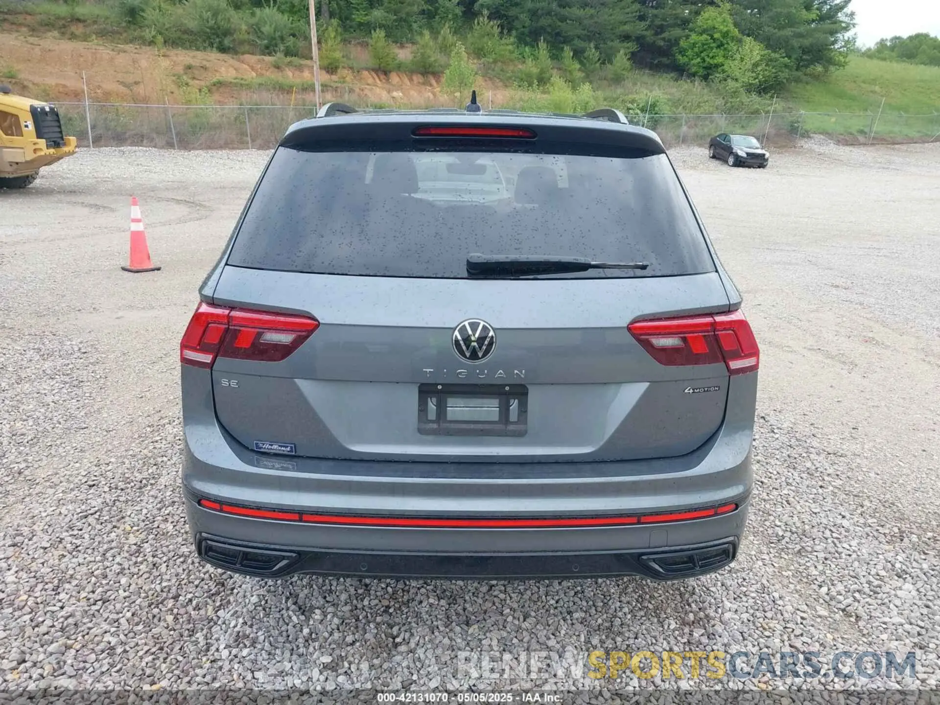 16 Photograph of a damaged car 3VV8B7AX1RM181025 VOLKSWAGEN TIGUAN 2024