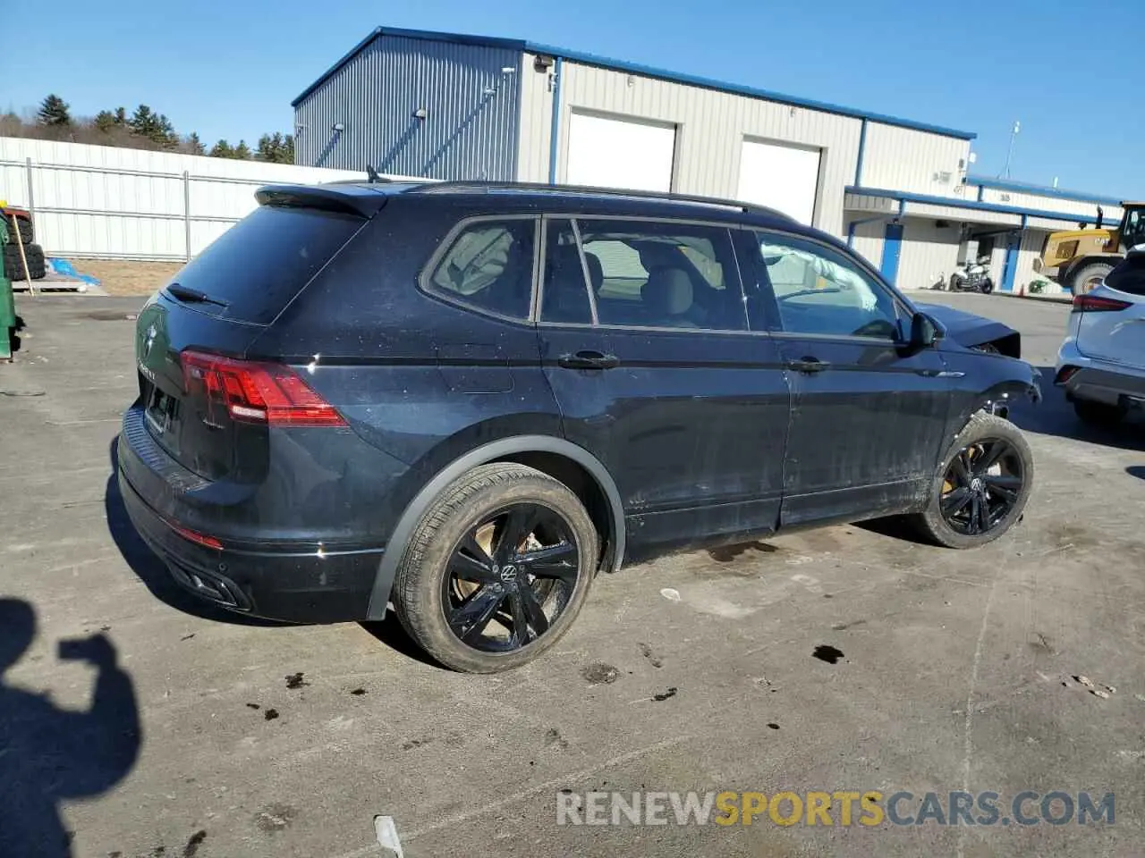 3 Photograph of a damaged car 3VV8B7AX3RM119030 VOLKSWAGEN TIGUAN 2024