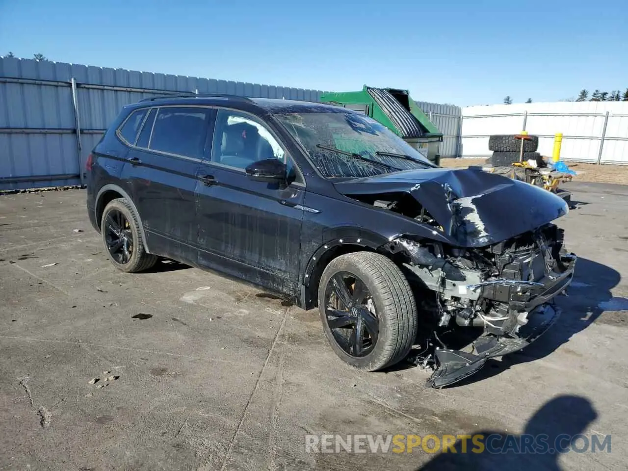 4 Photograph of a damaged car 3VV8B7AX3RM119030 VOLKSWAGEN TIGUAN 2024
