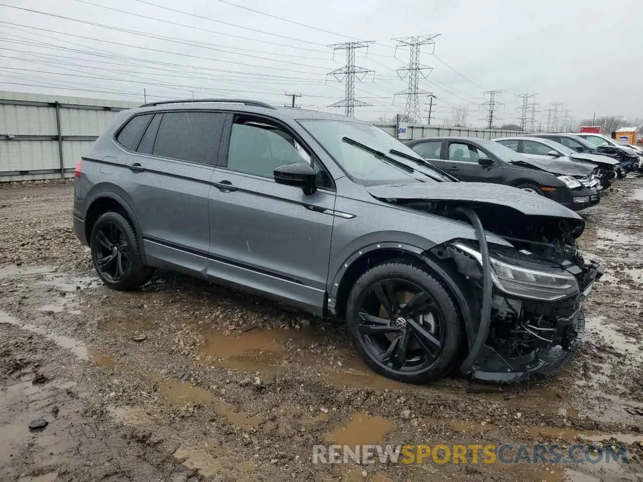 4 Photograph of a damaged car 3VV8B7AX4RM021480 VOLKSWAGEN TIGUAN 2024