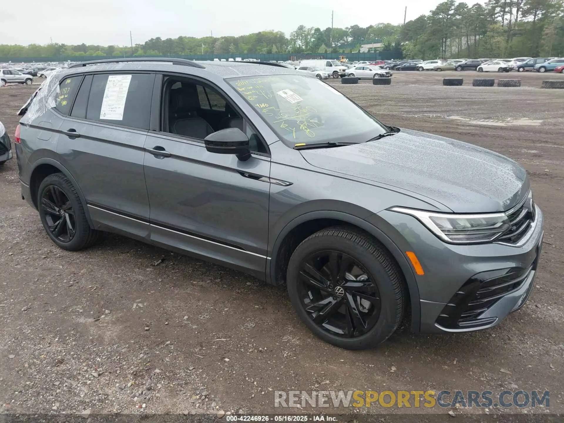 1 Photograph of a damaged car 3VV8B7AX4RM136788 VOLKSWAGEN TIGUAN 2024
