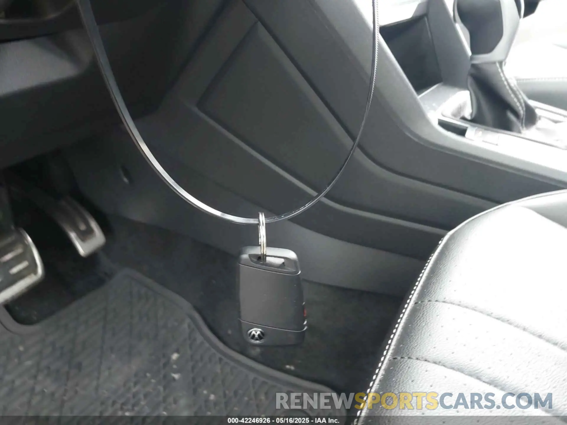 11 Photograph of a damaged car 3VV8B7AX4RM136788 VOLKSWAGEN TIGUAN 2024