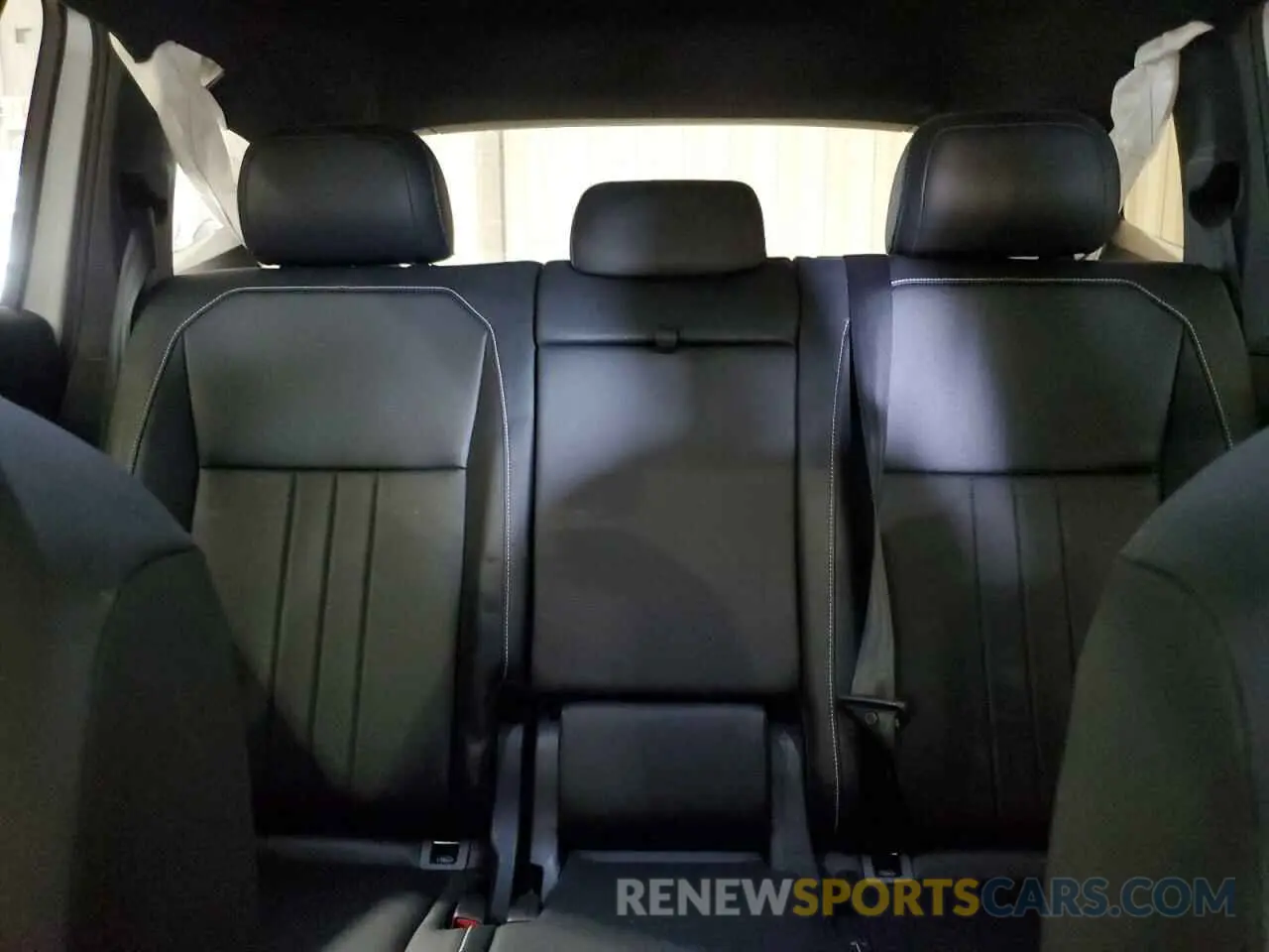 10 Photograph of a damaged car 3VV8B7AX5RM090744 VOLKSWAGEN TIGUAN 2024