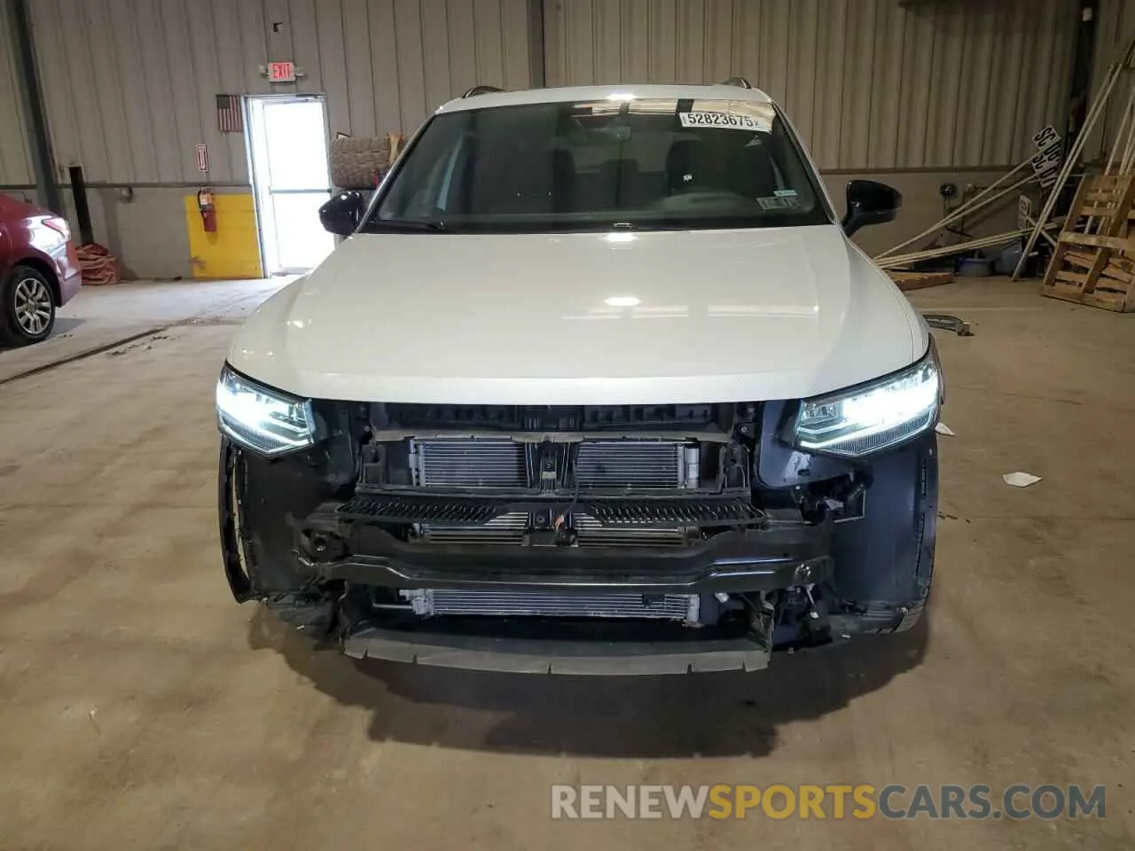 5 Photograph of a damaged car 3VV8B7AX5RM090744 VOLKSWAGEN TIGUAN 2024