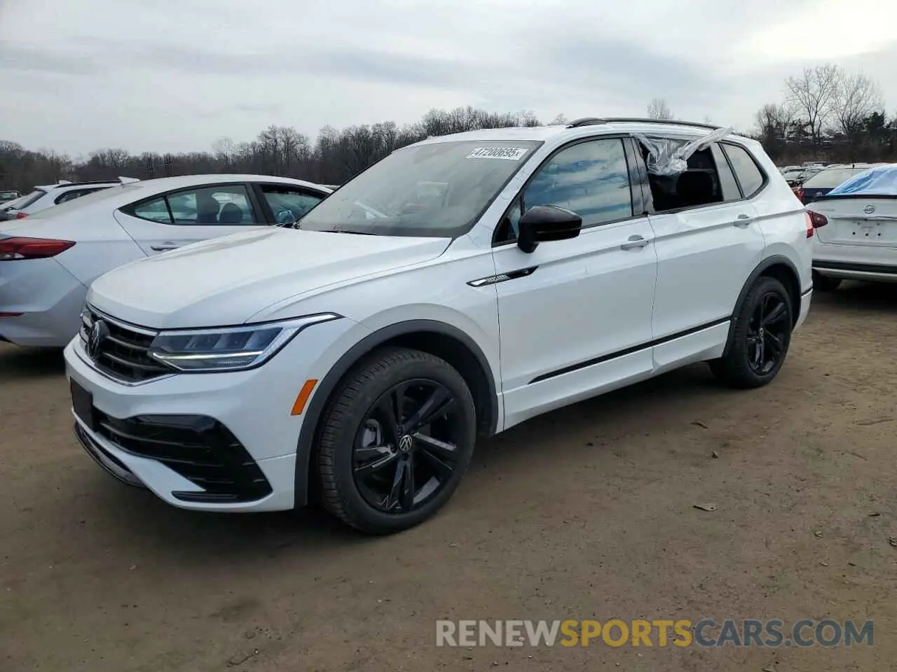 1 Photograph of a damaged car 3VV8B7AX6RM198337 VOLKSWAGEN TIGUAN 2024
