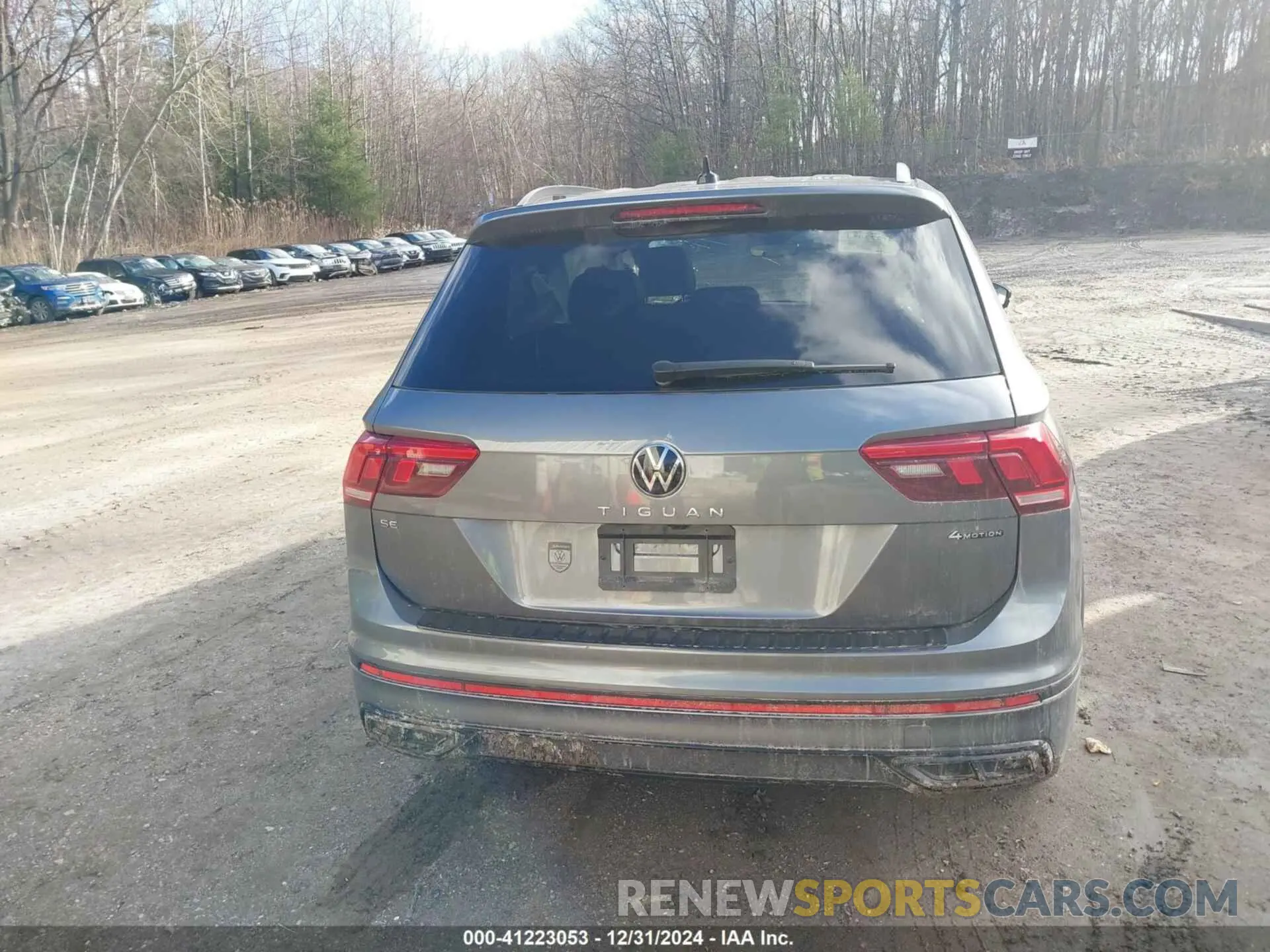 16 Photograph of a damaged car 3VV8B7AX7RM060631 VOLKSWAGEN TIGUAN 2024
