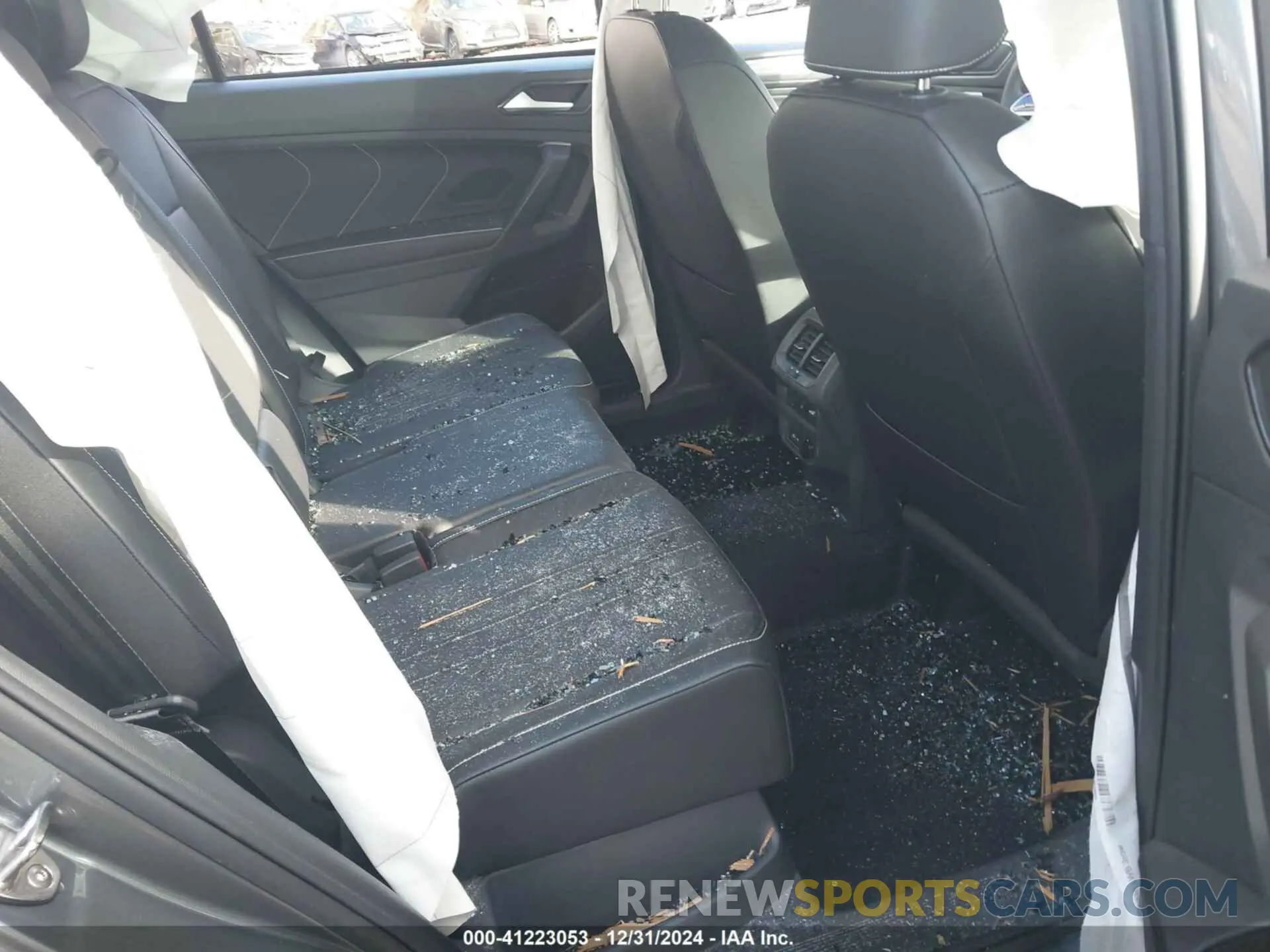 8 Photograph of a damaged car 3VV8B7AX7RM060631 VOLKSWAGEN TIGUAN 2024