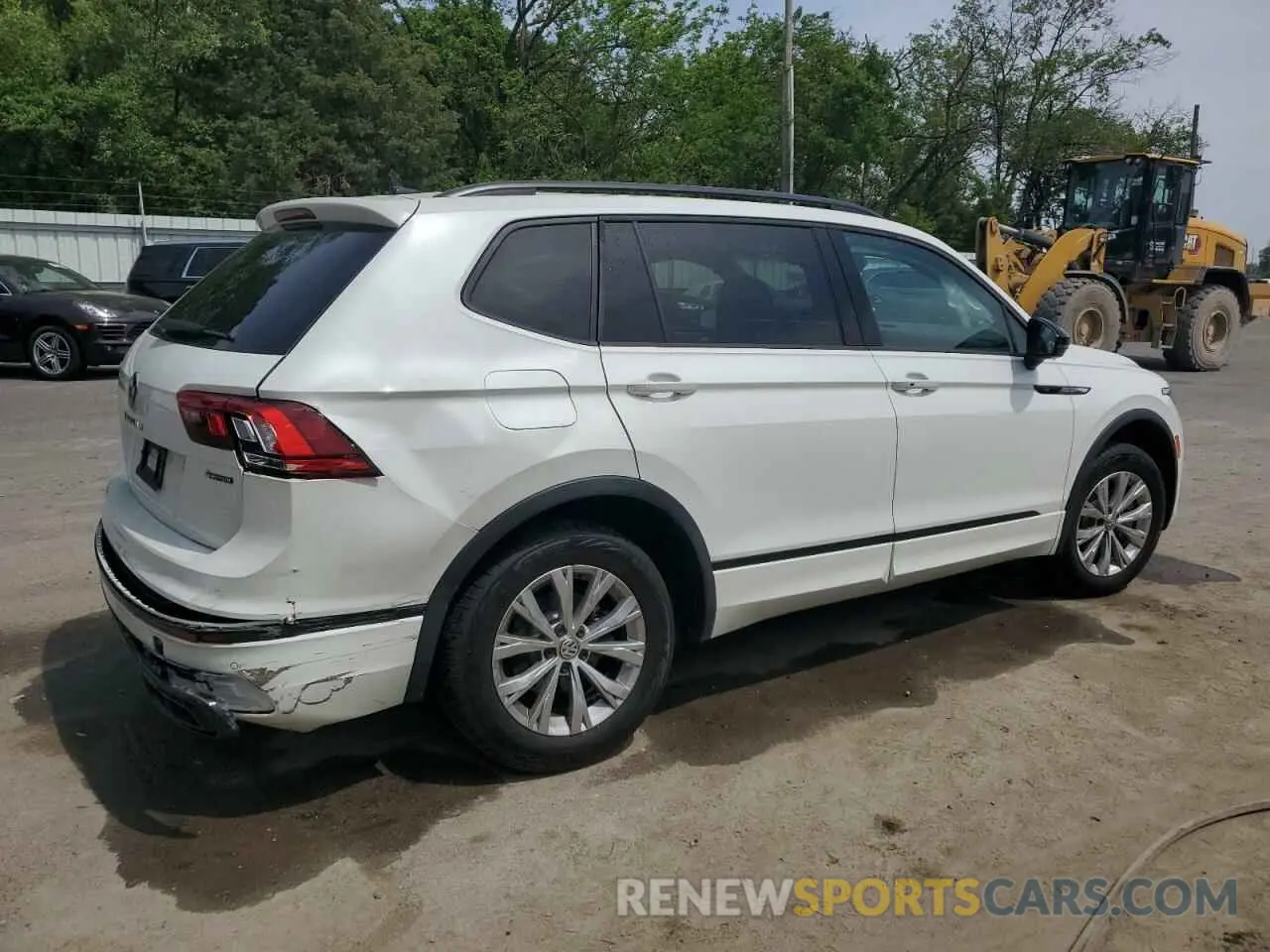 3 Photograph of a damaged car 3VV8B7AX7RM117751 VOLKSWAGEN TIGUAN 2024