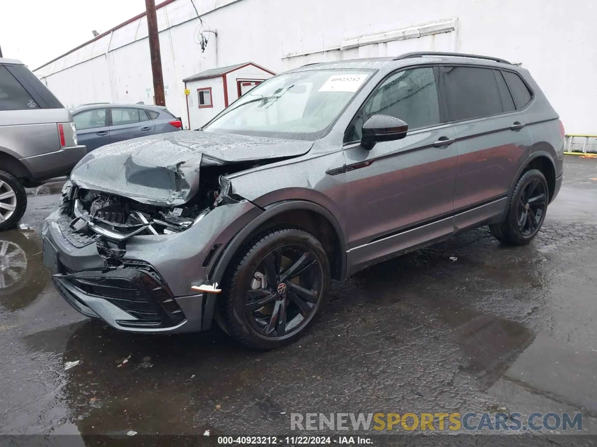 2 Photograph of a damaged car 3VV8B7AX8RM141105 VOLKSWAGEN TIGUAN 2024