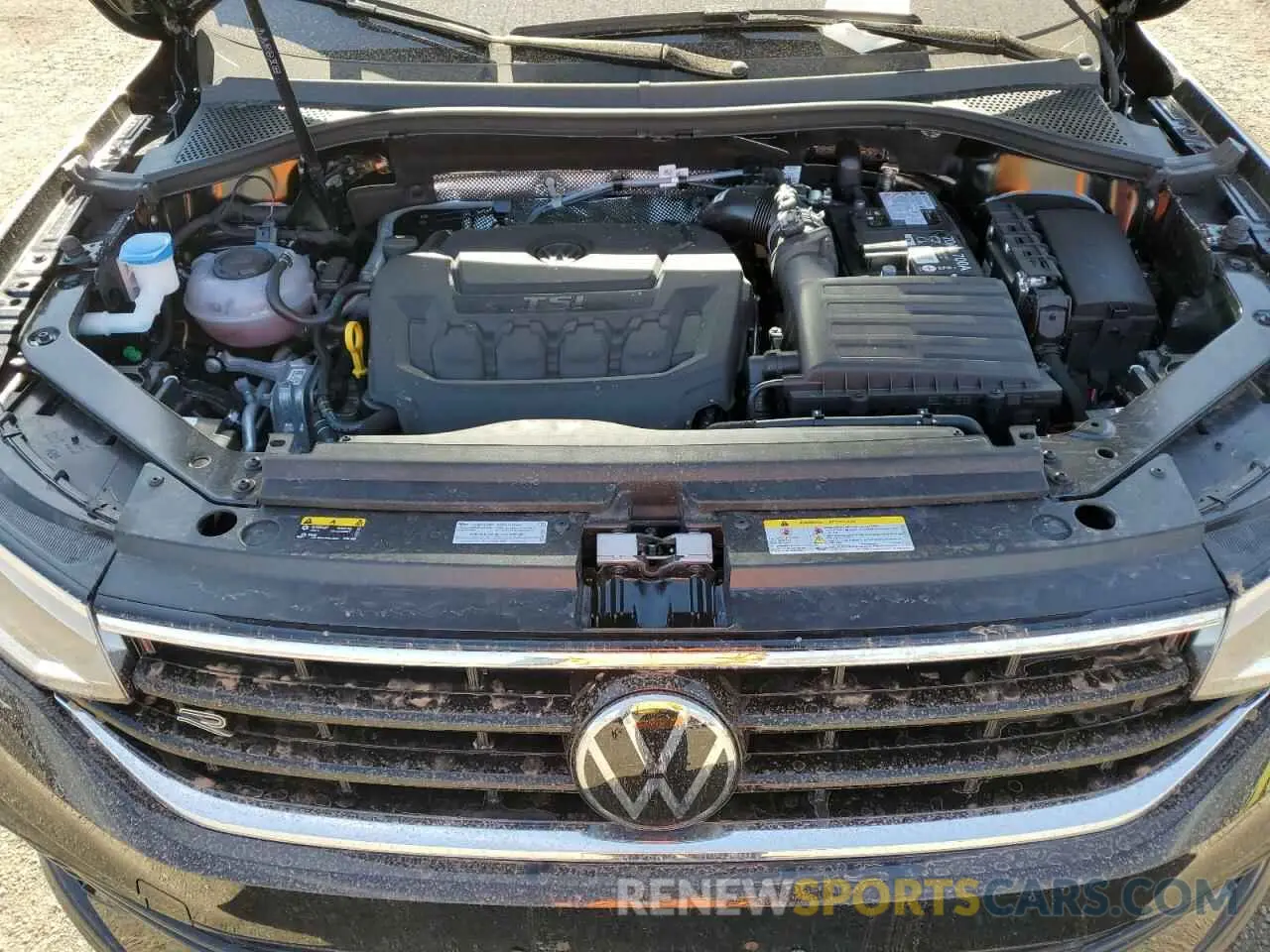 12 Photograph of a damaged car 3VV8B7AX8RM232326 VOLKSWAGEN TIGUAN 2024