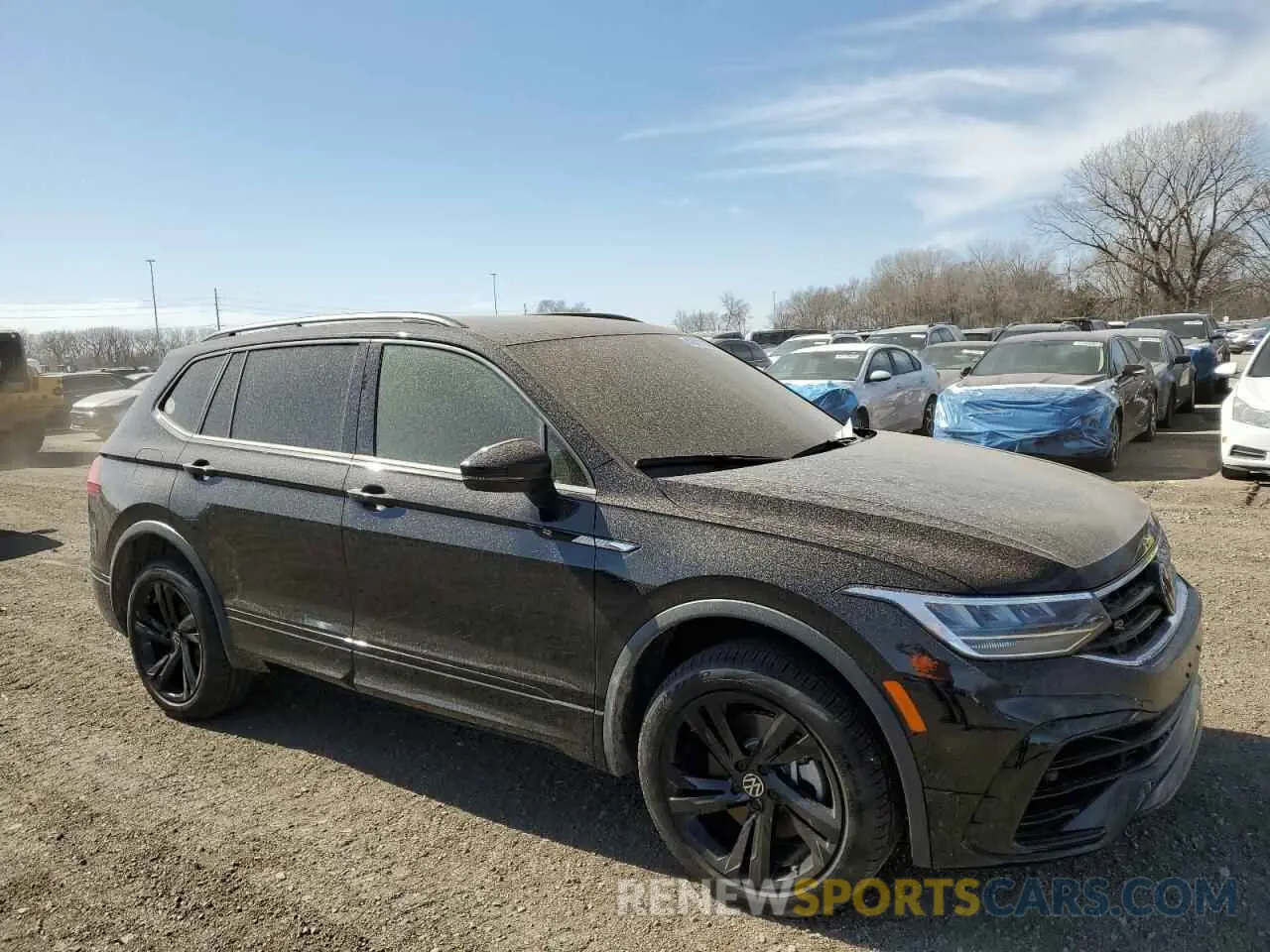 4 Photograph of a damaged car 3VV8B7AX8RM232326 VOLKSWAGEN TIGUAN 2024