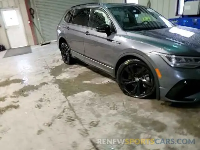 12 Photograph of a damaged car 3VV8B7AX9RM030160 VOLKSWAGEN TIGUAN 2024