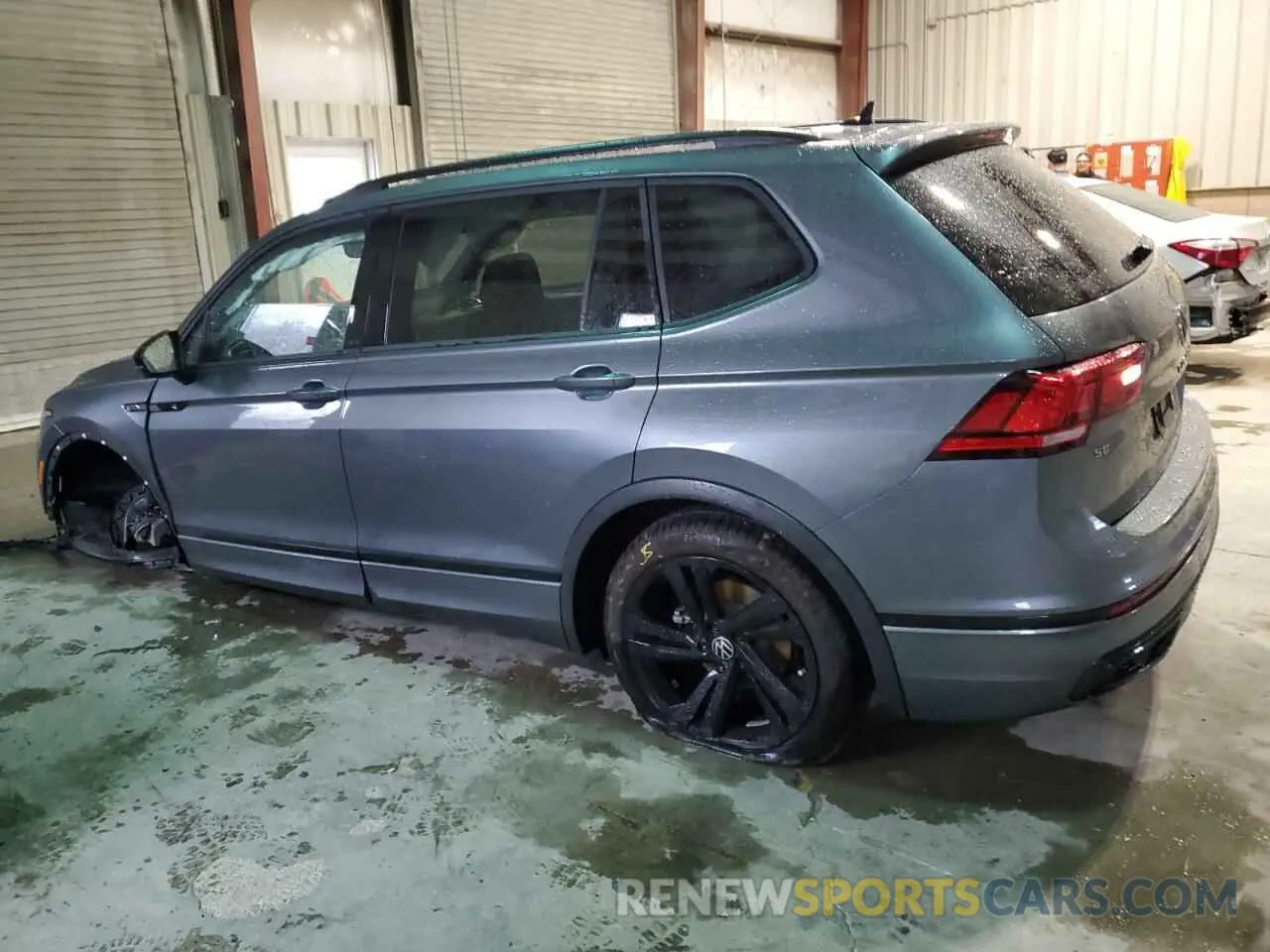 2 Photograph of a damaged car 3VV8B7AX9RM030160 VOLKSWAGEN TIGUAN 2024