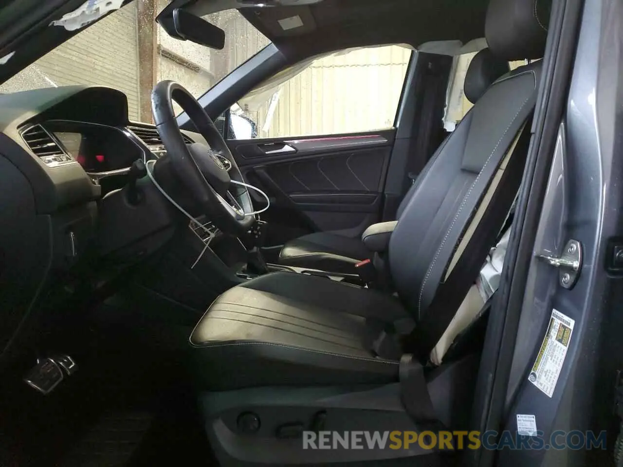 7 Photograph of a damaged car 3VV8B7AX9RM030160 VOLKSWAGEN TIGUAN 2024