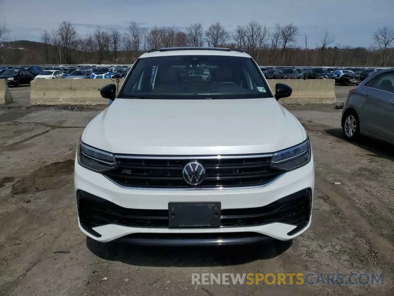 5 Photograph of a damaged car 3VV8B7AX9RM132901 VOLKSWAGEN TIGUAN 2024