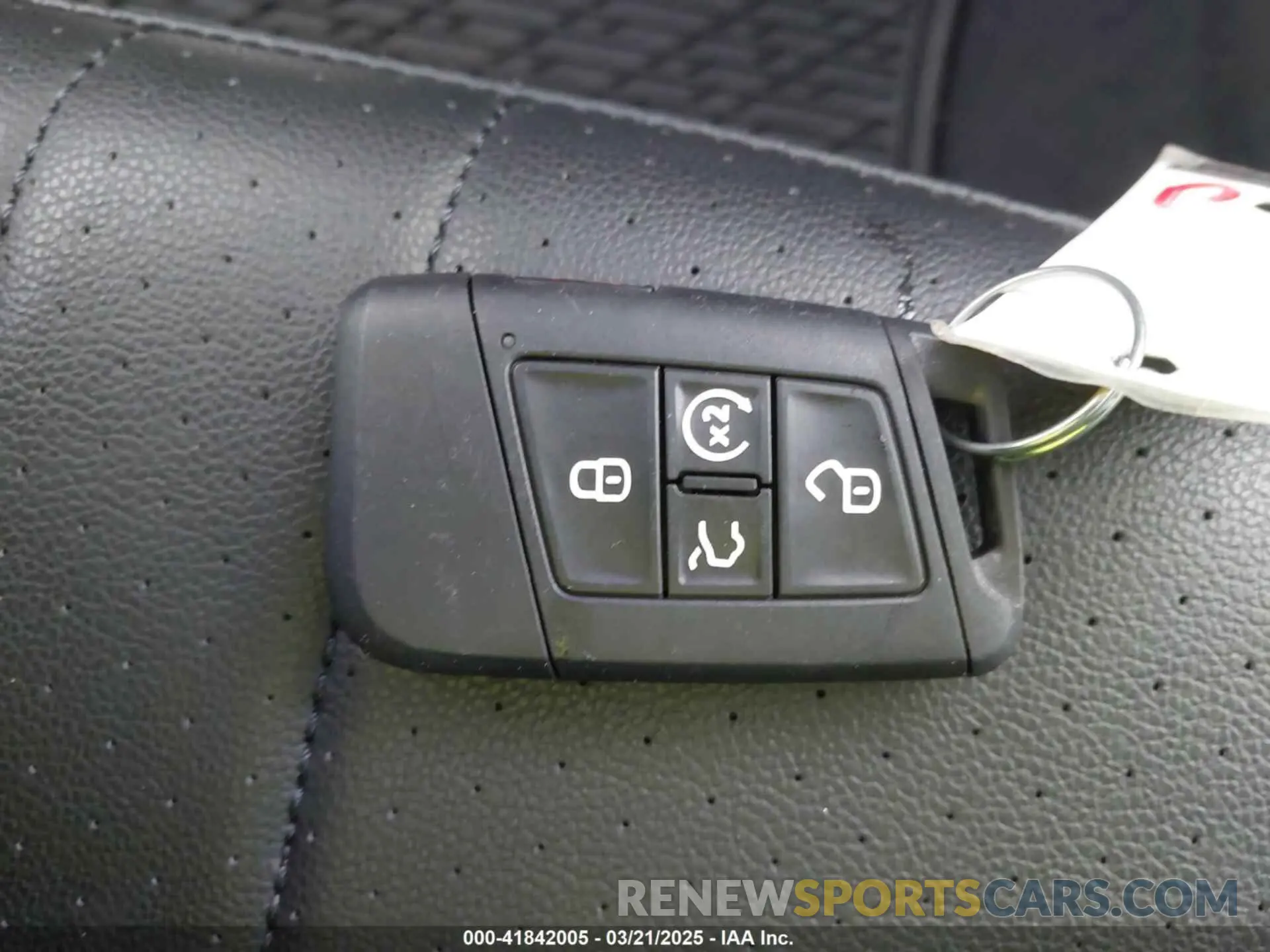 11 Photograph of a damaged car 3VV8B7AXXRM116335 VOLKSWAGEN TIGUAN 2024