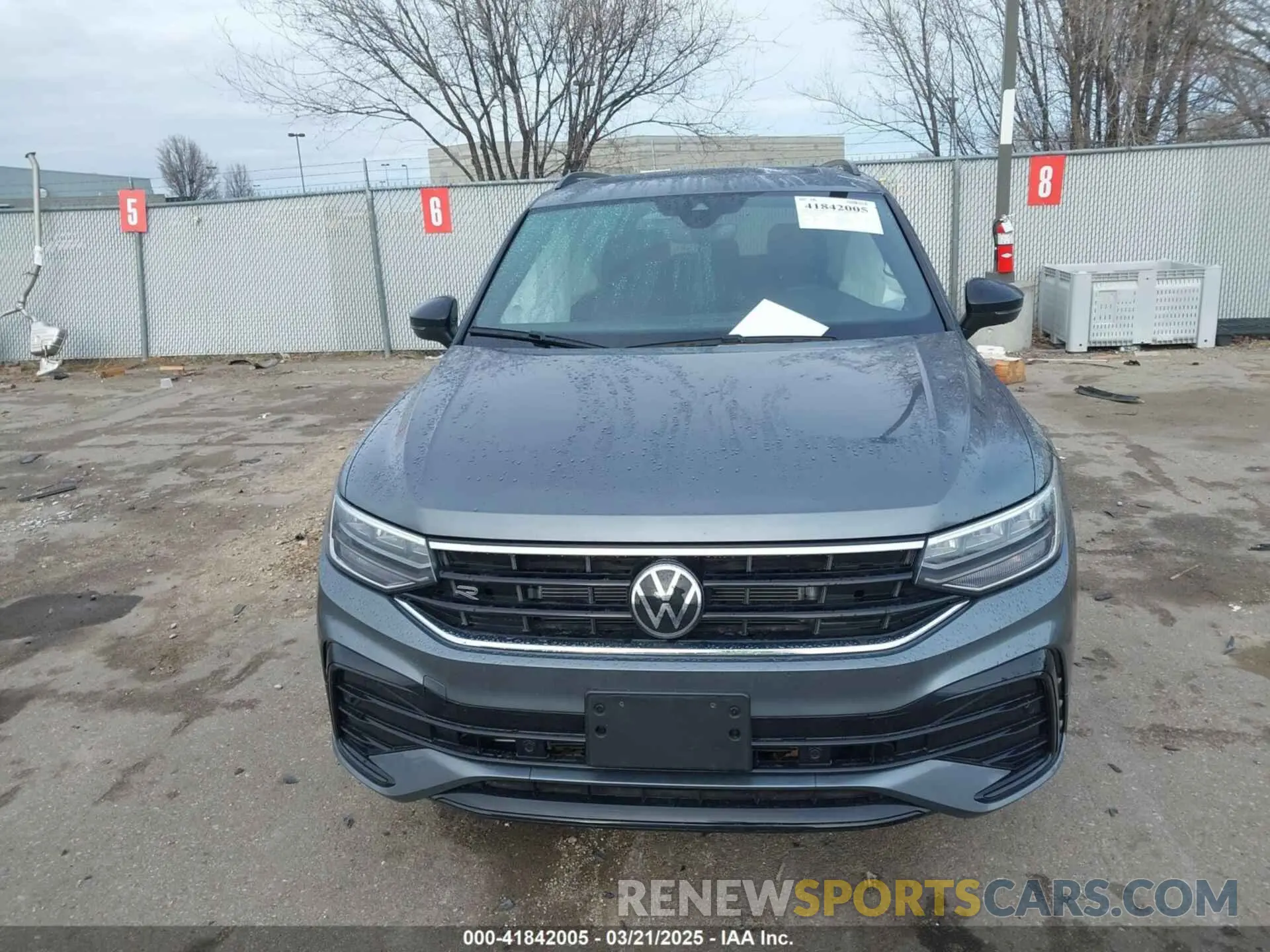 12 Photograph of a damaged car 3VV8B7AXXRM116335 VOLKSWAGEN TIGUAN 2024