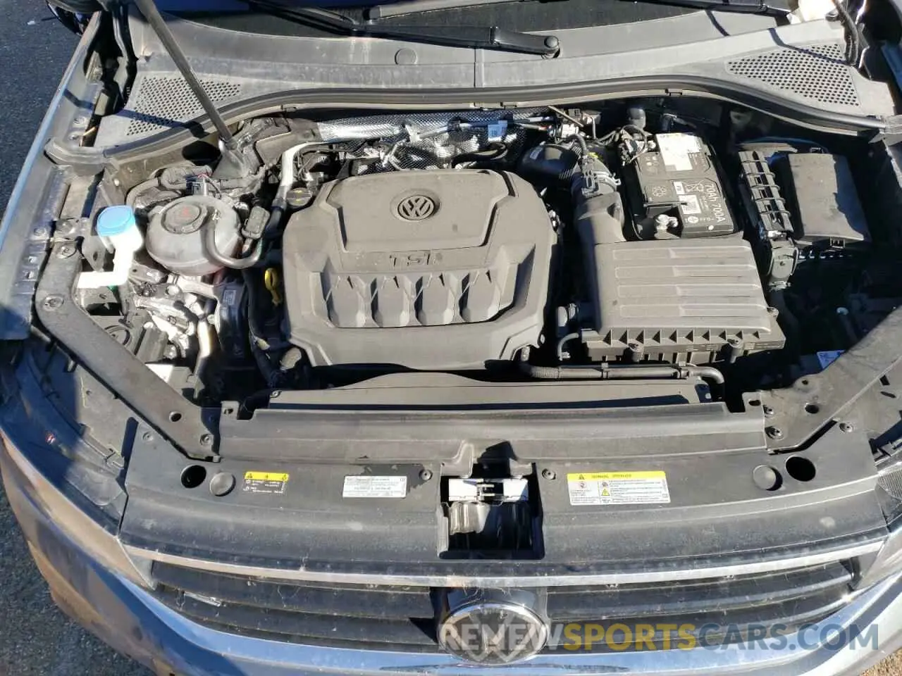 12 Photograph of a damaged car 3VVCB7AX2RM075323 VOLKSWAGEN TIGUAN 2024