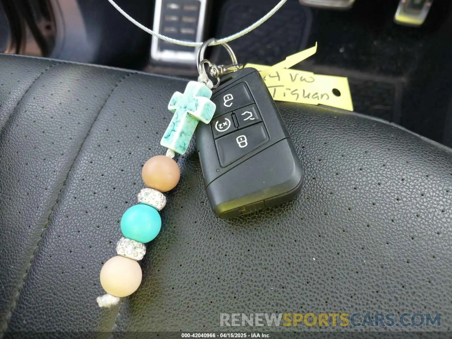 11 Photograph of a damaged car 3VVCB7AX3RM072205 VOLKSWAGEN TIGUAN 2024
