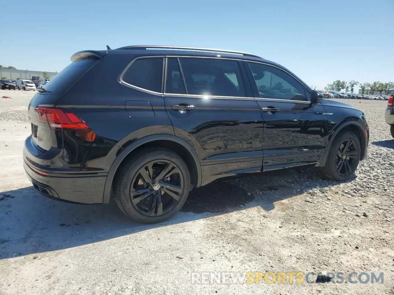 3 Photograph of a damaged car 3VVCB7AX3RM099128 VOLKSWAGEN TIGUAN 2024