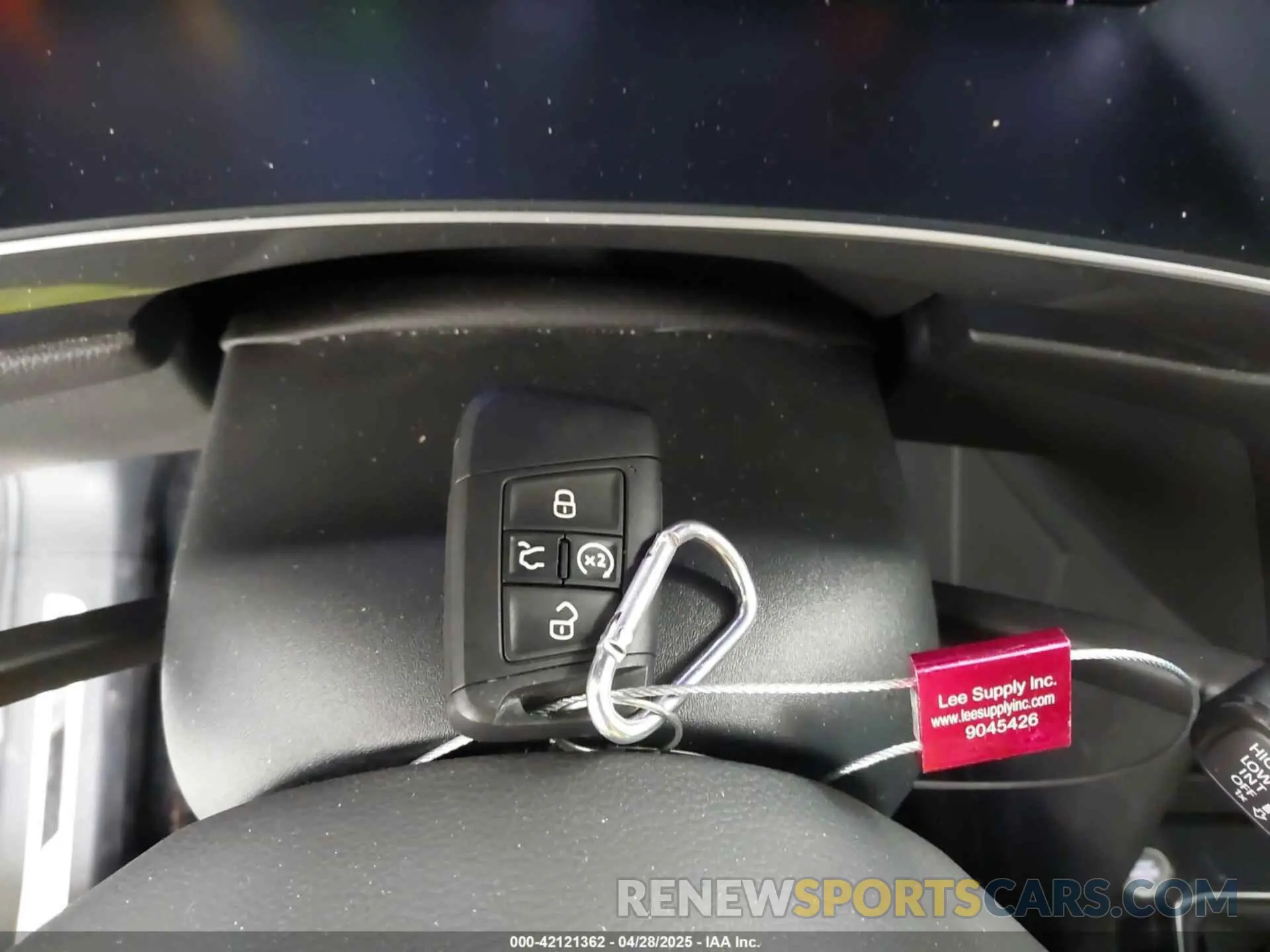 11 Photograph of a damaged car 3VVCB7AX4RM106944 VOLKSWAGEN TIGUAN 2024