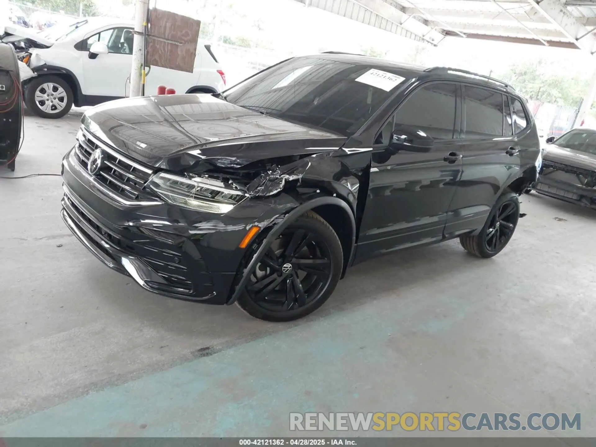 2 Photograph of a damaged car 3VVCB7AX4RM106944 VOLKSWAGEN TIGUAN 2024