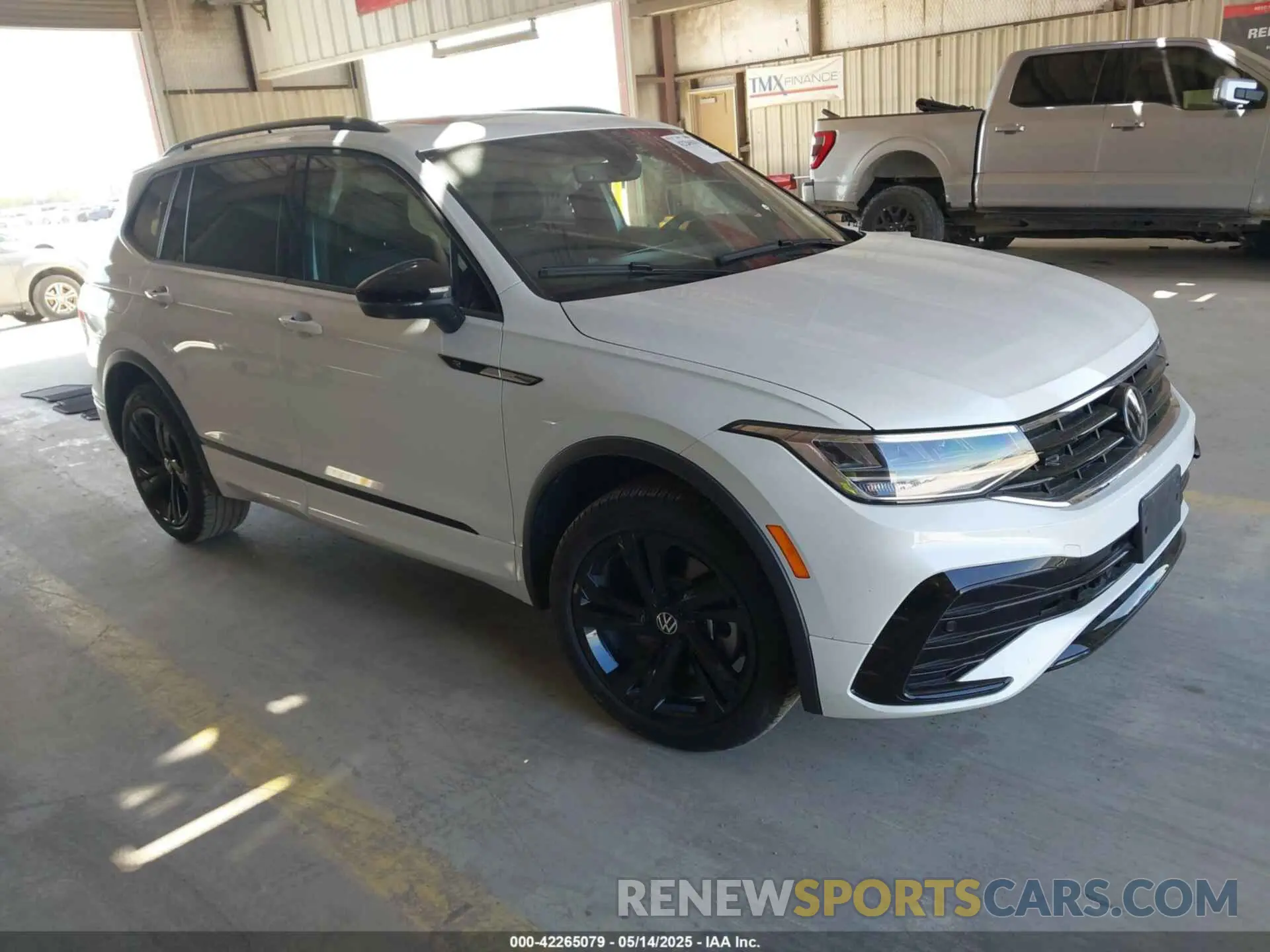 1 Photograph of a damaged car 3VVCB7AX4RM108239 VOLKSWAGEN TIGUAN 2024