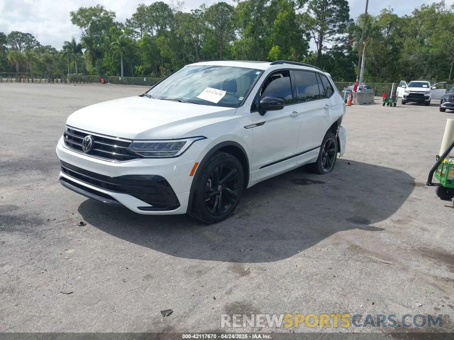 2 Photograph of a damaged car 3VVCB7AX6RM093792 VOLKSWAGEN TIGUAN 2024