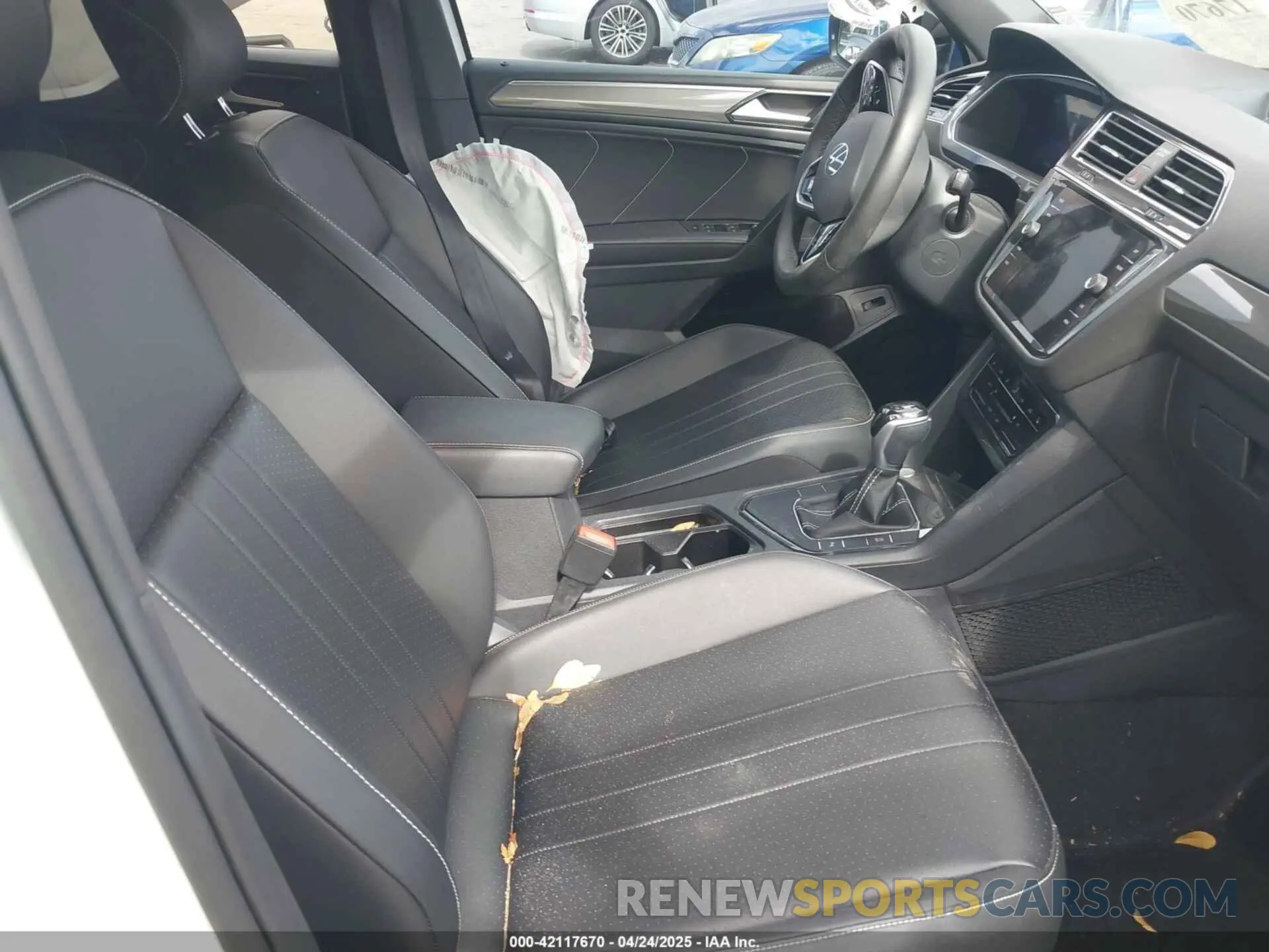 5 Photograph of a damaged car 3VVCB7AX6RM093792 VOLKSWAGEN TIGUAN 2024