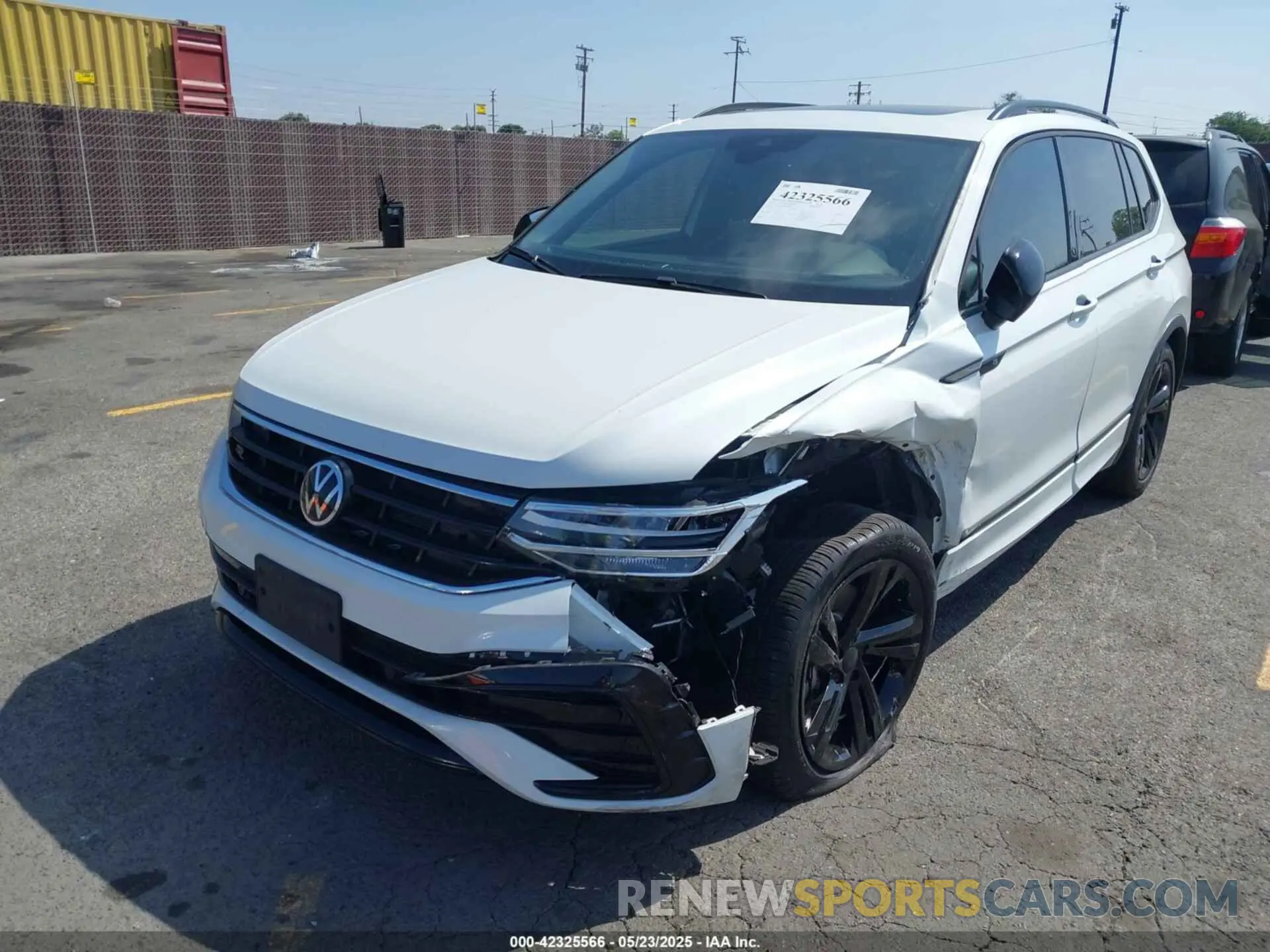 2 Photograph of a damaged car 3VVCB7AX7RM085619 VOLKSWAGEN TIGUAN 2024