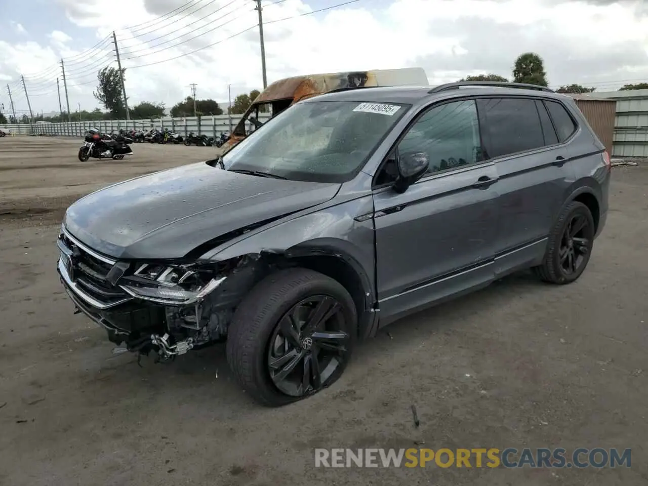 1 Photograph of a damaged car 3VVCB7AX8RM068814 VOLKSWAGEN TIGUAN 2024