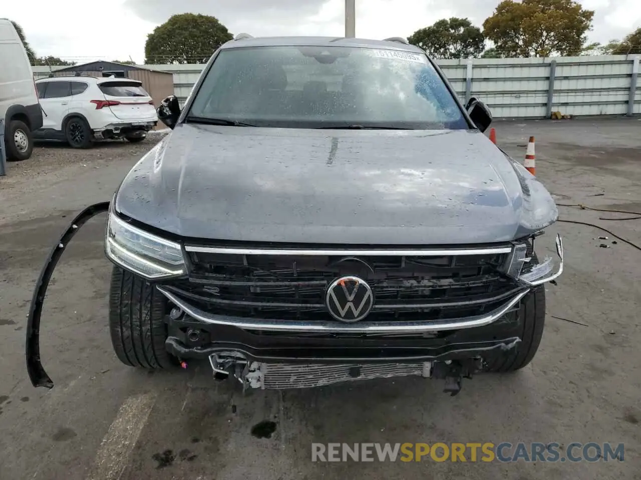 5 Photograph of a damaged car 3VVCB7AX8RM068814 VOLKSWAGEN TIGUAN 2024