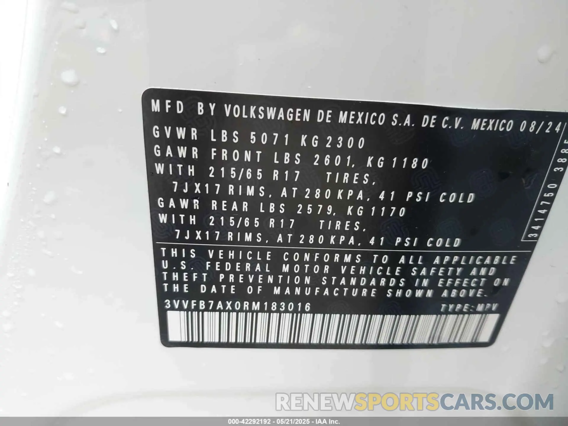 9 Photograph of a damaged car 3VVFB7AX0RM183016 VOLKSWAGEN TIGUAN 2024