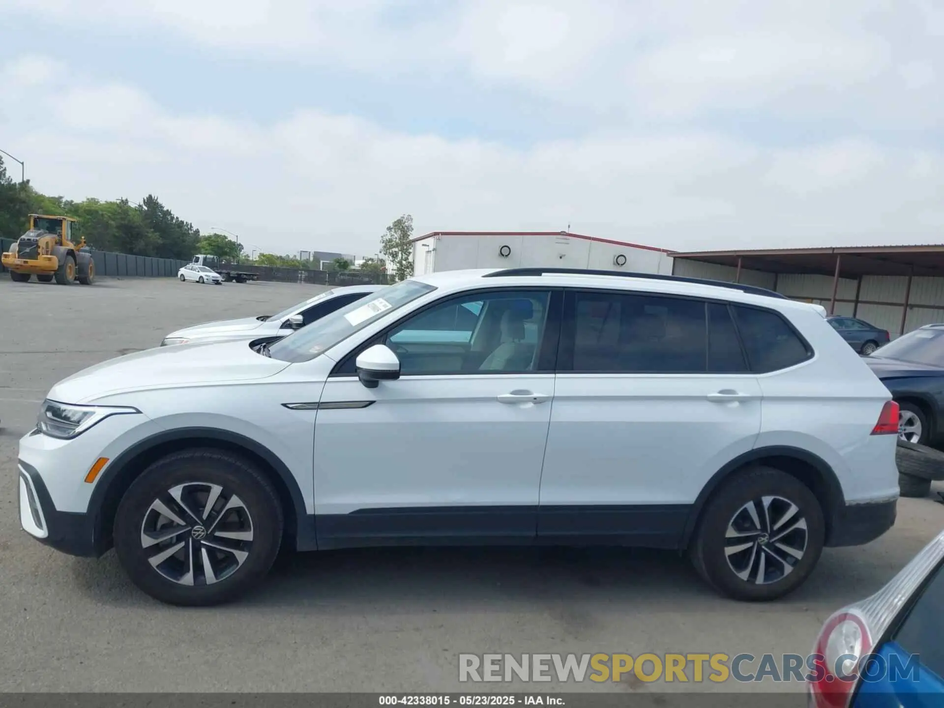 15 Photograph of a damaged car 3VVFB7AX2RM023493 VOLKSWAGEN TIGUAN 2024
