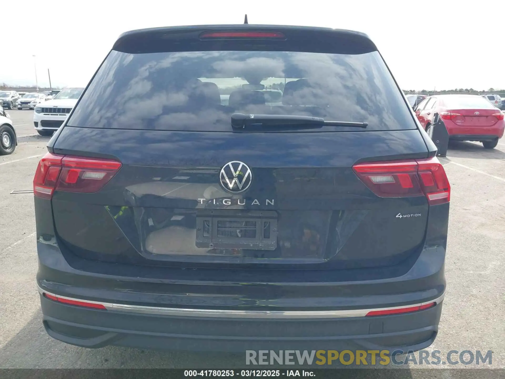 16 Photograph of a damaged car 3VVFB7AX2RM116756 VOLKSWAGEN TIGUAN 2024