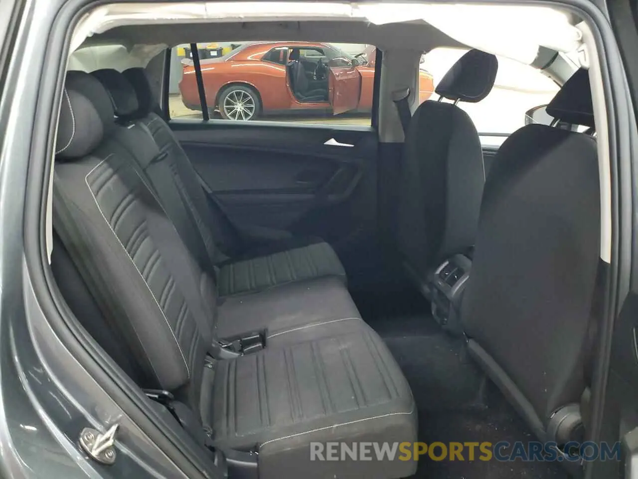 11 Photograph of a damaged car 3VVFB7AX5RM041650 VOLKSWAGEN TIGUAN 2024
