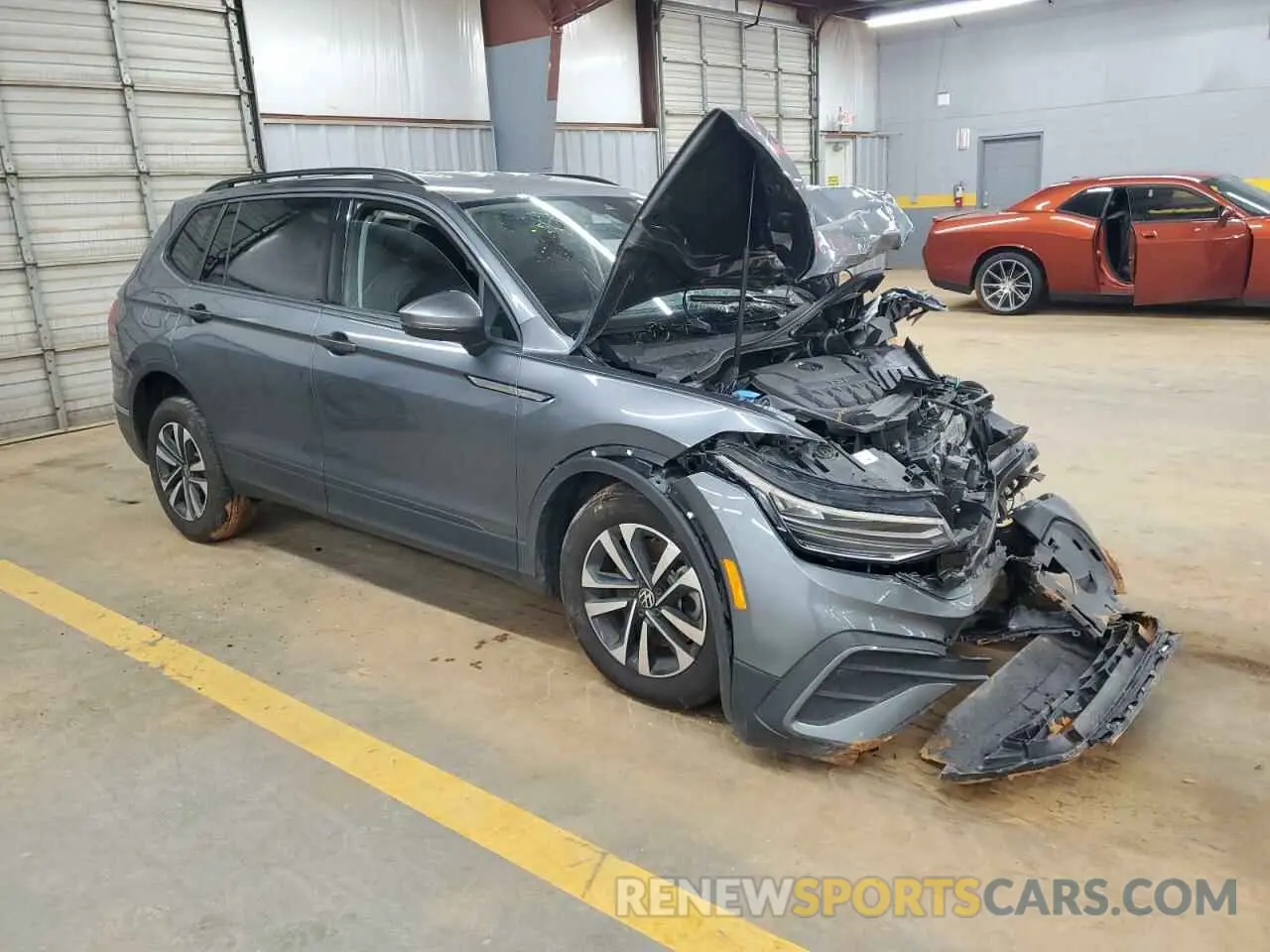 4 Photograph of a damaged car 3VVFB7AX5RM041650 VOLKSWAGEN TIGUAN 2024