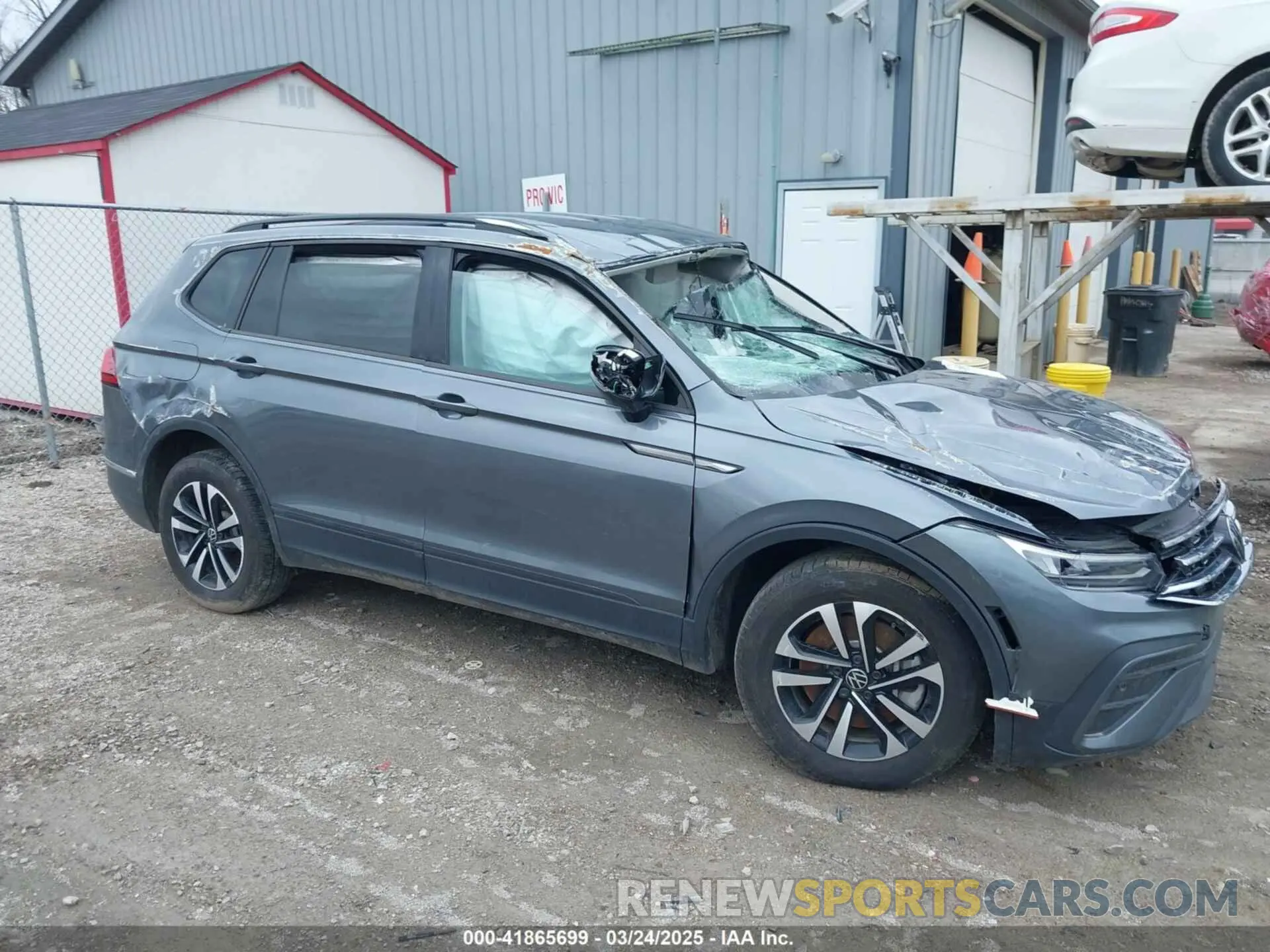 1 Photograph of a damaged car 3VVFB7AX5RM188177 VOLKSWAGEN TIGUAN 2024