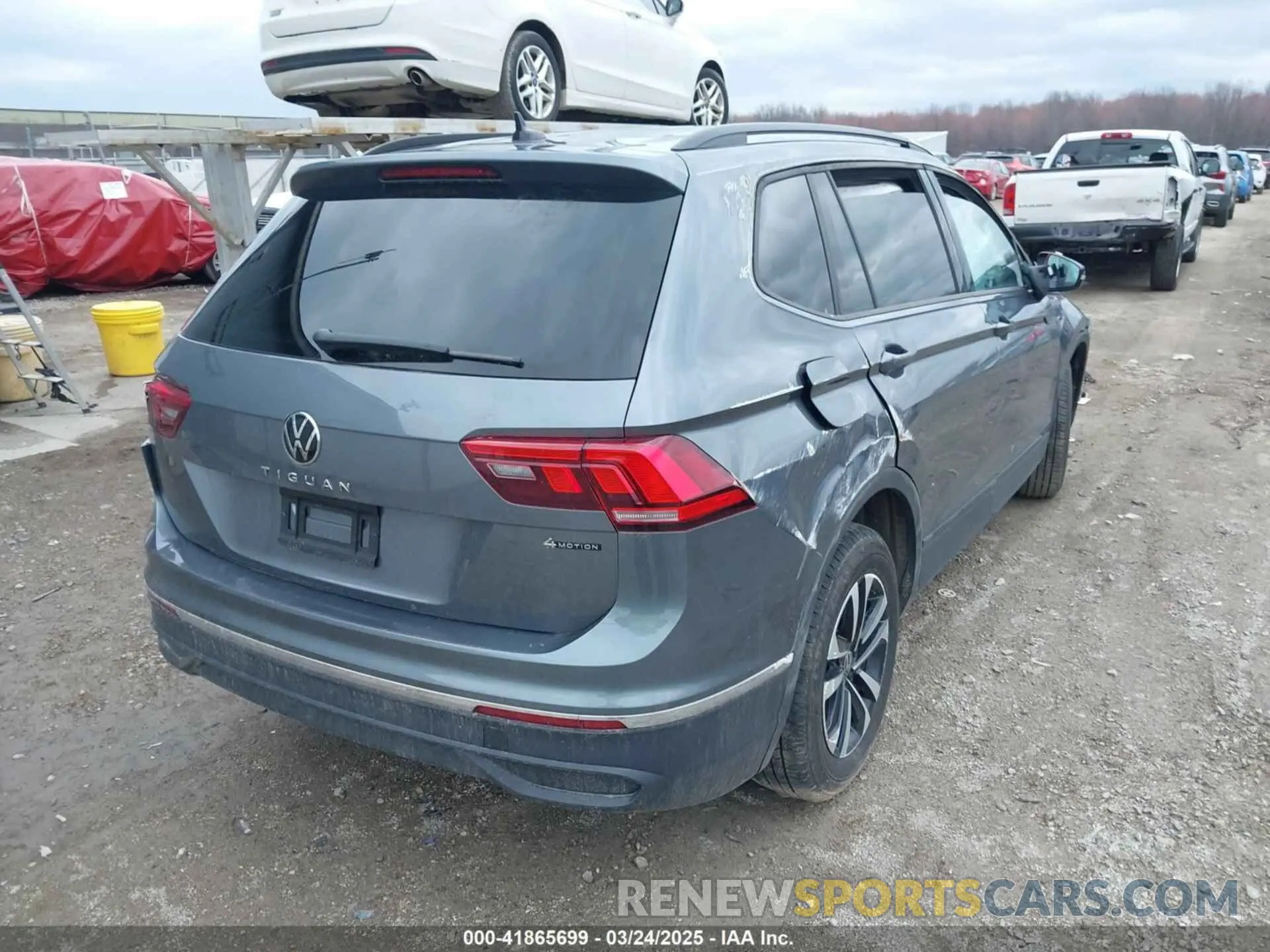 4 Photograph of a damaged car 3VVFB7AX5RM188177 VOLKSWAGEN TIGUAN 2024