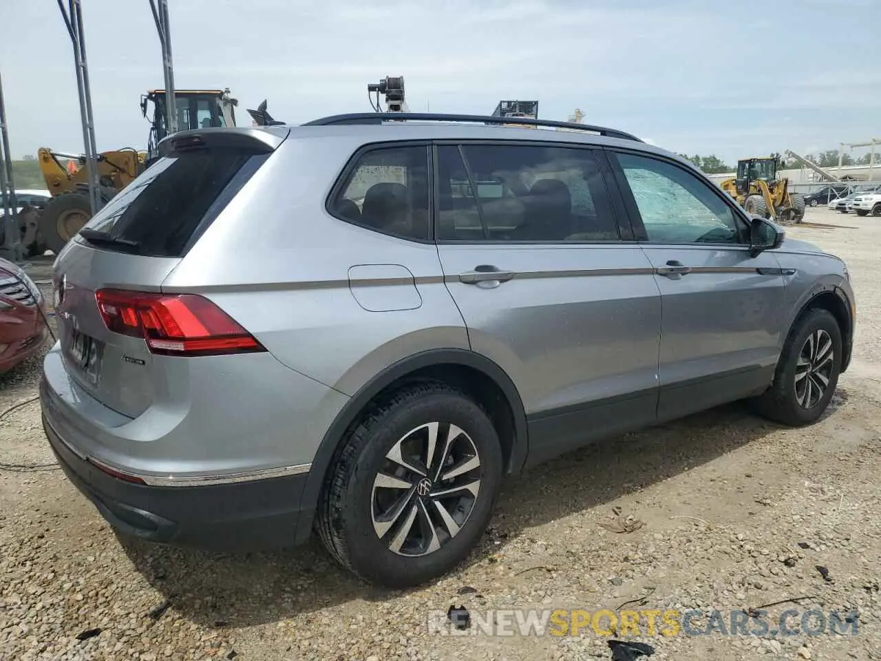 3 Photograph of a damaged car 3VVFB7AX6RM041804 VOLKSWAGEN TIGUAN 2024