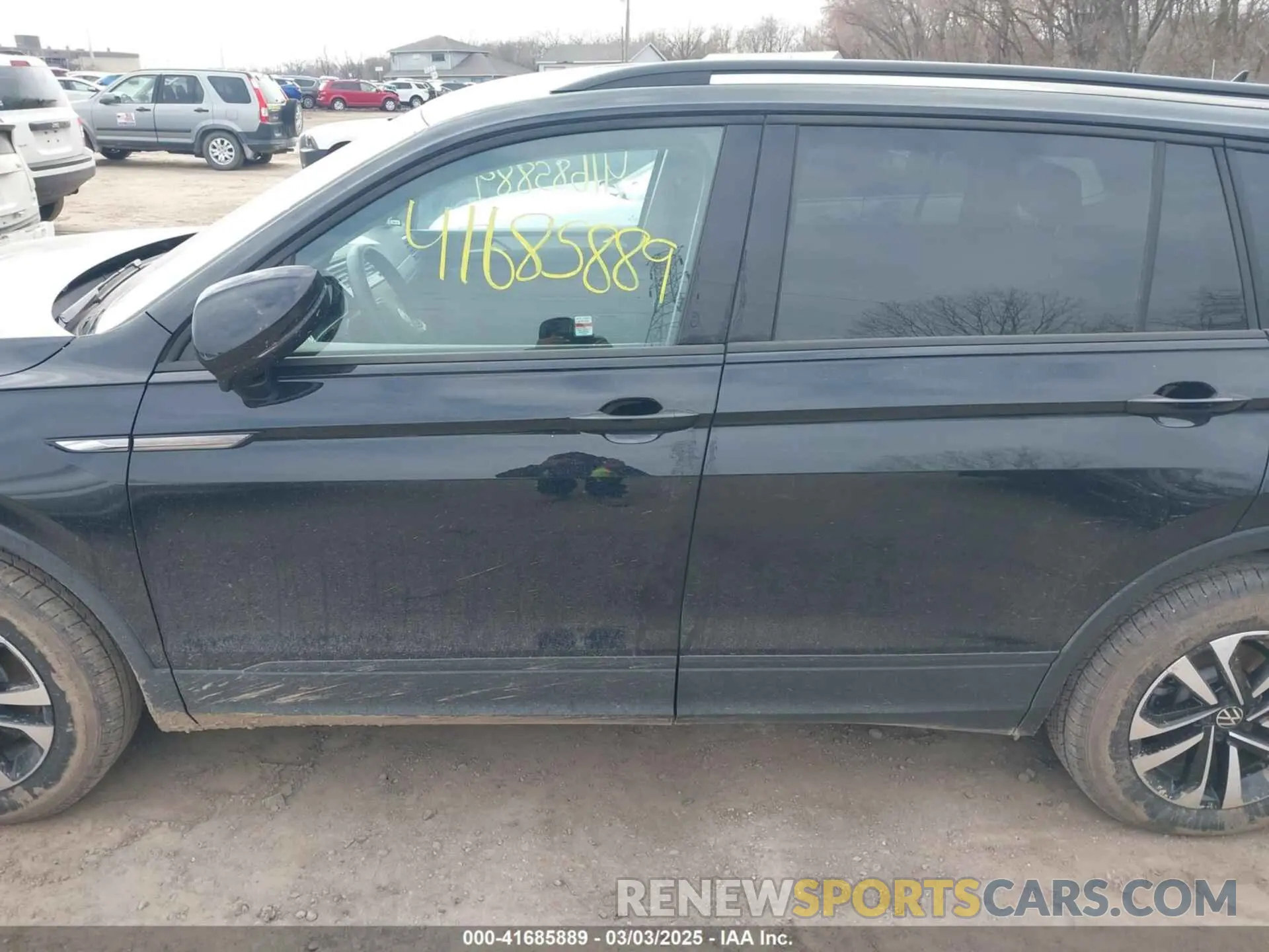 14 Photograph of a damaged car 3VVFB7AX7RM111990 VOLKSWAGEN TIGUAN 2024