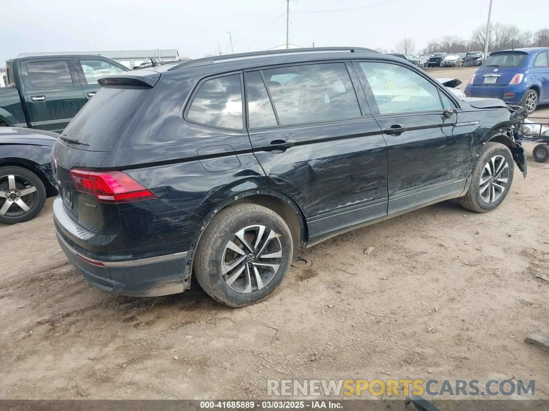 4 Photograph of a damaged car 3VVFB7AX7RM111990 VOLKSWAGEN TIGUAN 2024