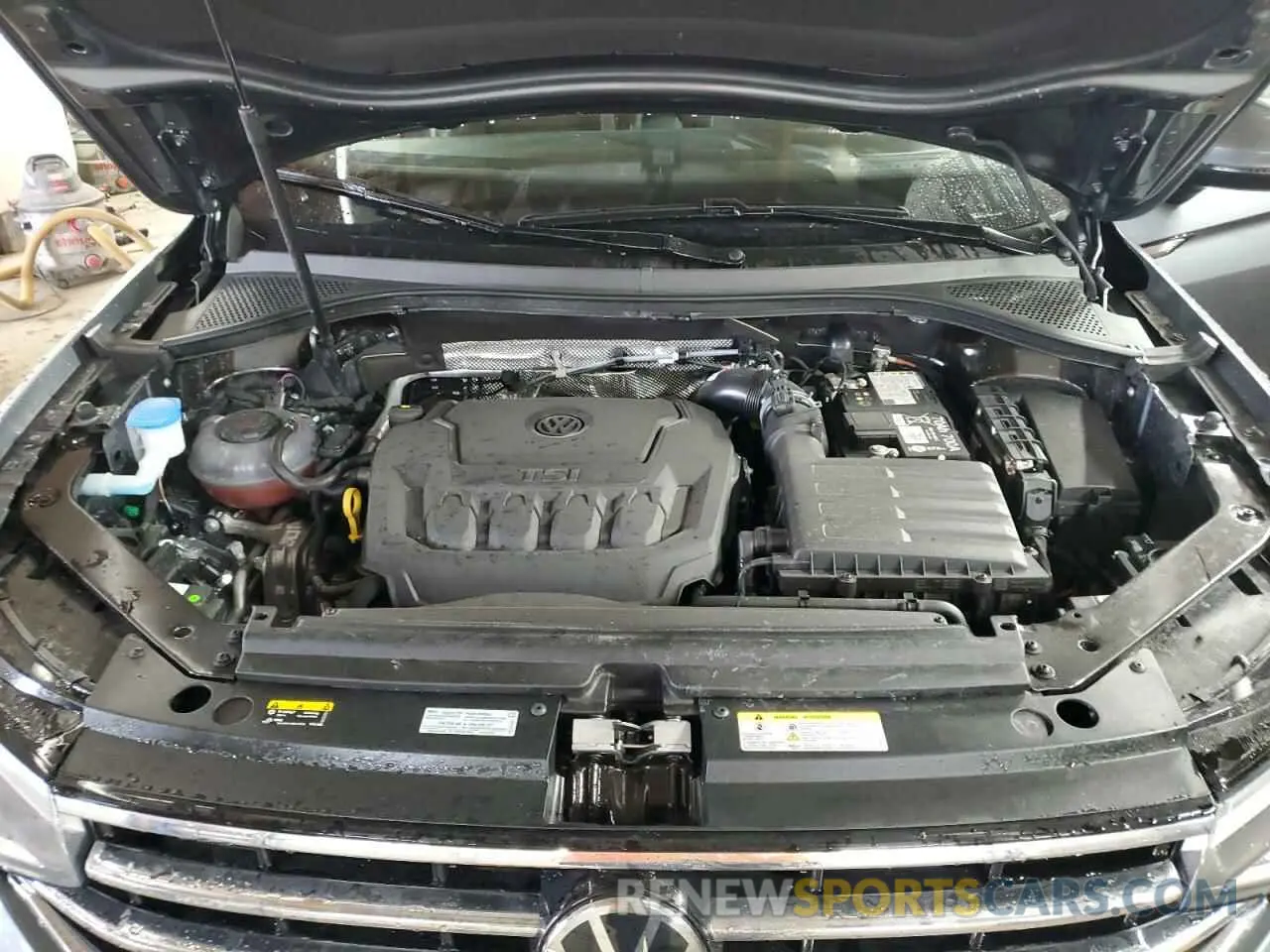 11 Photograph of a damaged car 3VVFB7AX7RM184681 VOLKSWAGEN TIGUAN 2024
